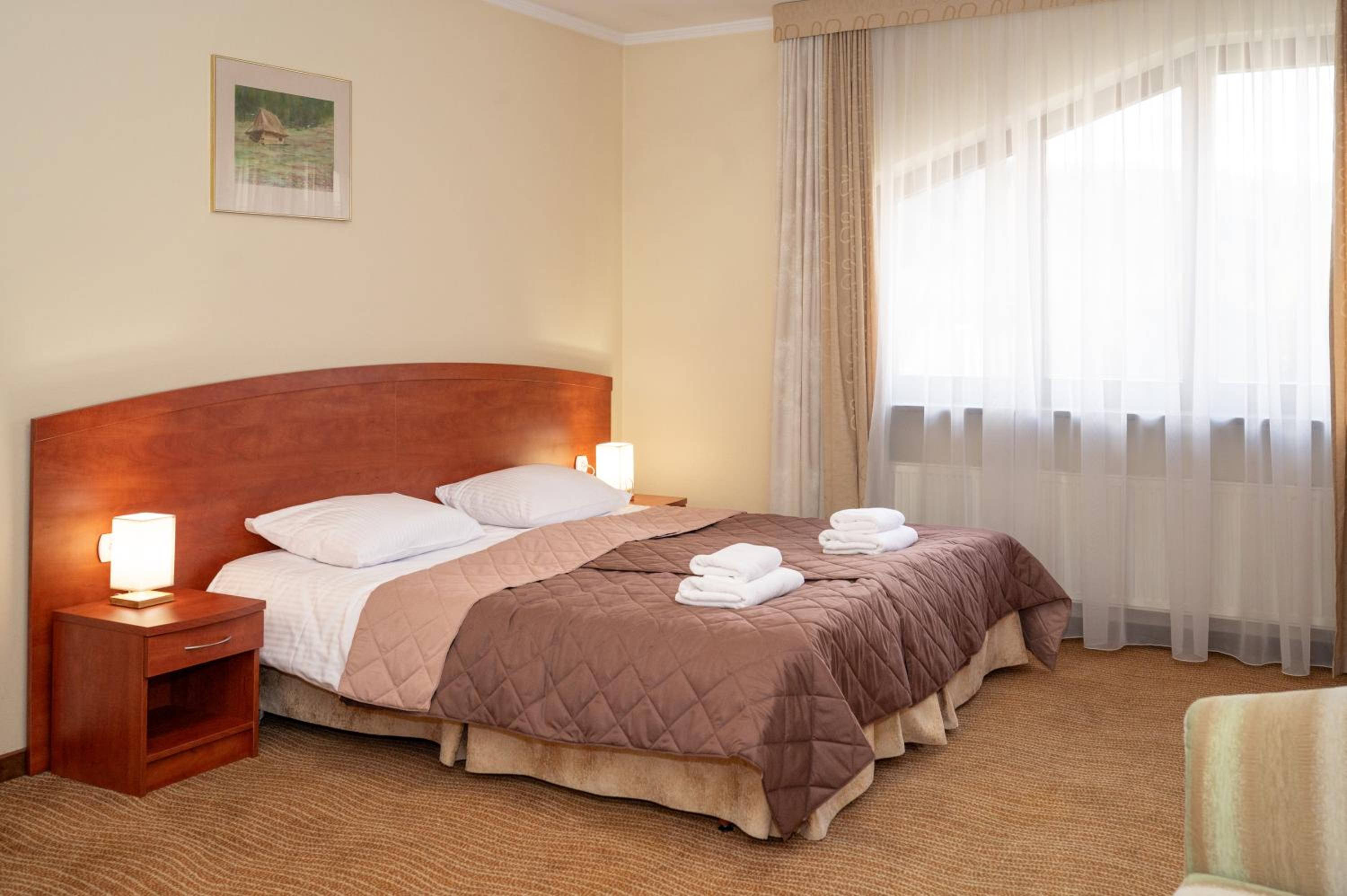 Premium Twin Room - Photo 2