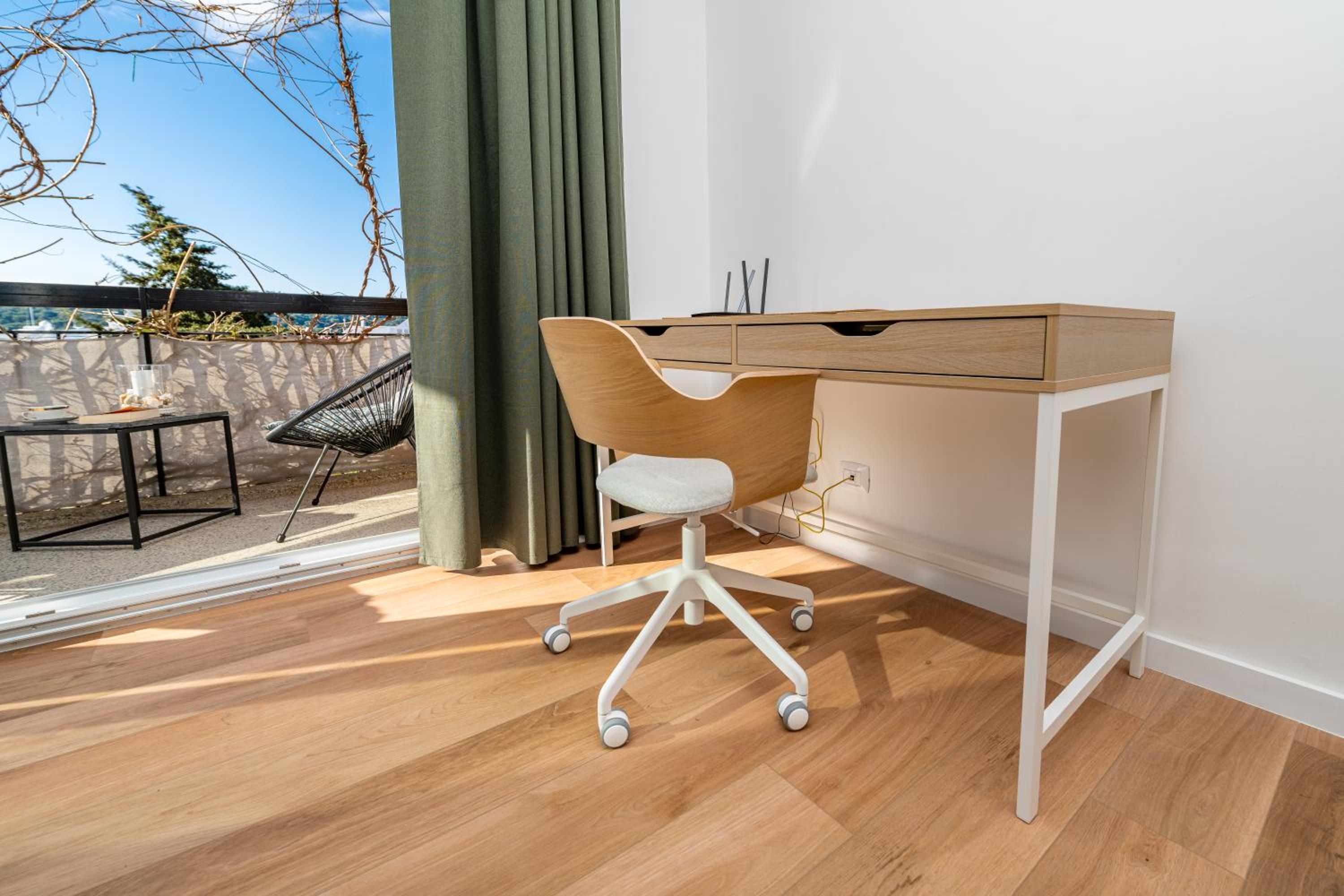 Two-Bedroom Deluxe Apartment with Harbor View photo 3