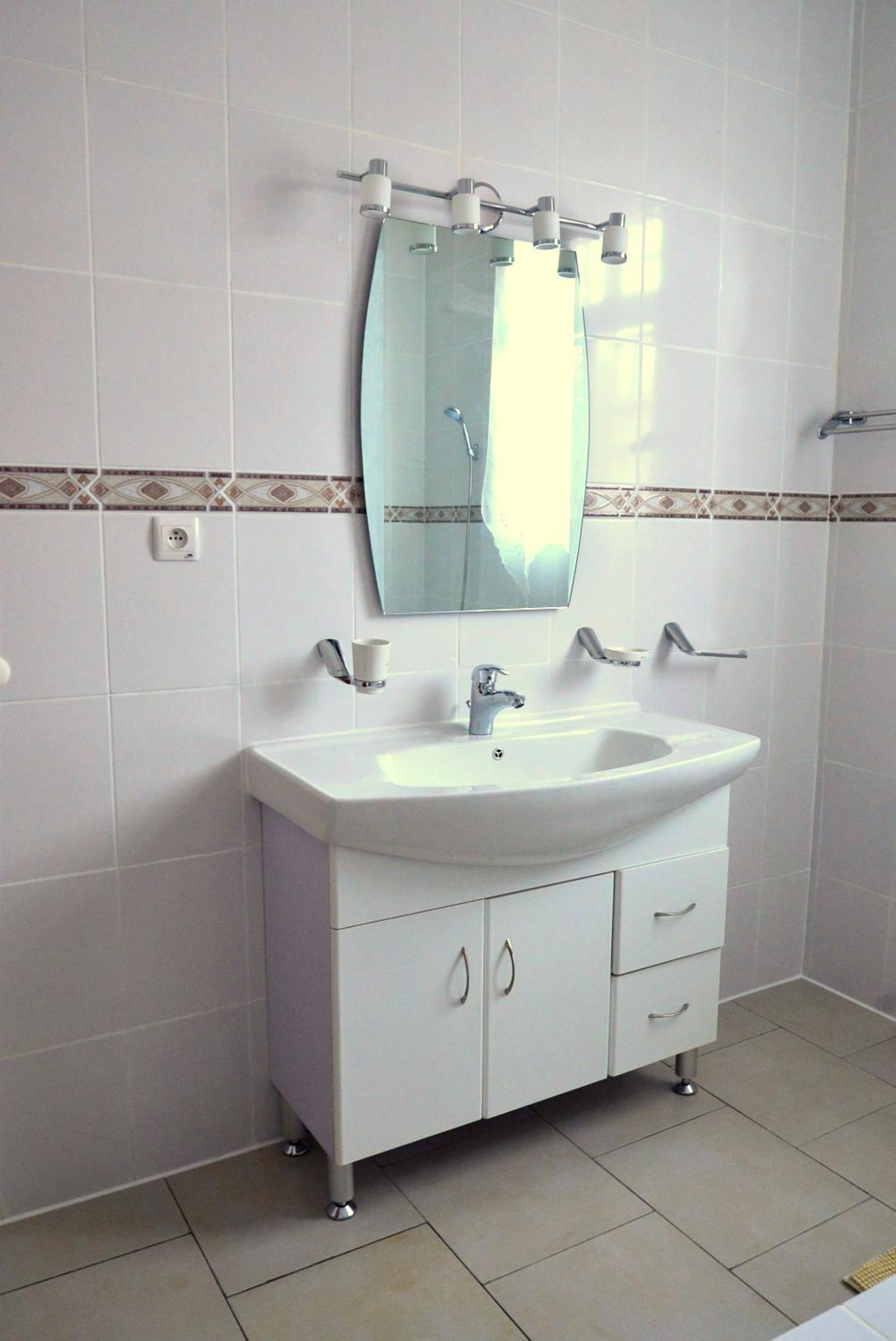 Deluxe Double Room with Bath photo 2
