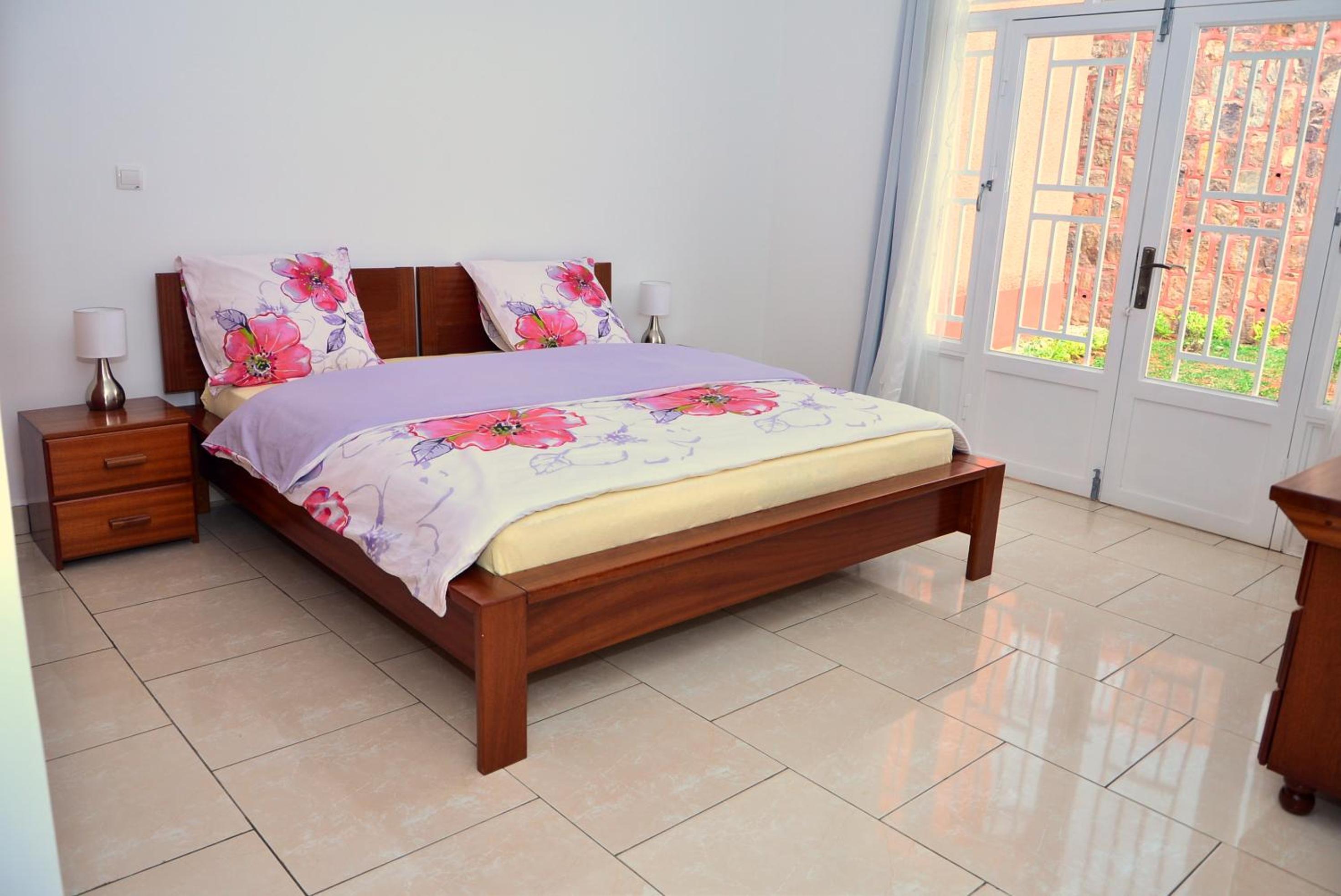 Deluxe Double Room with Bath photo 1