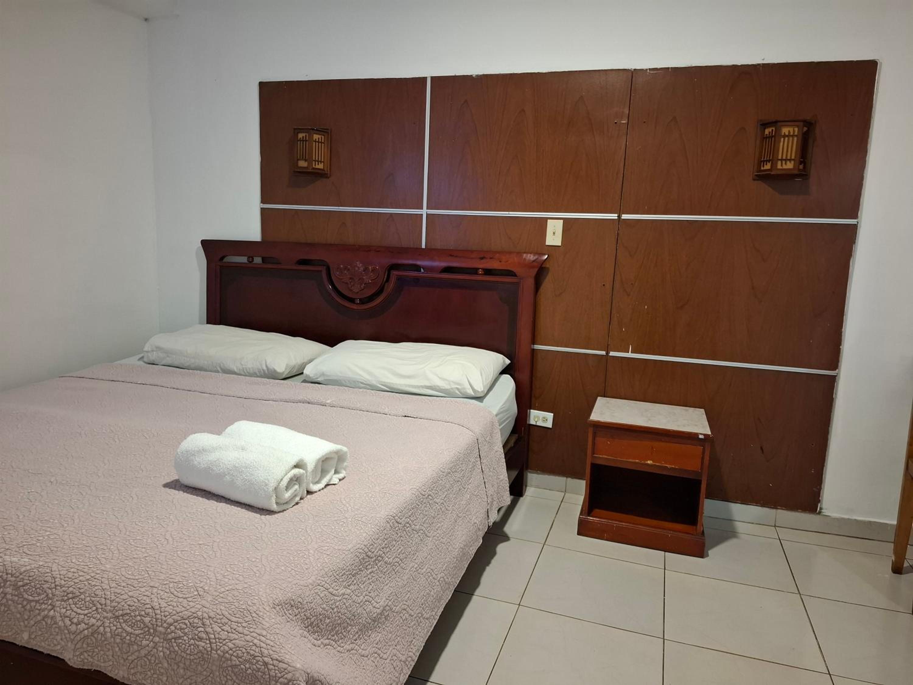 Large Single Room photo 2