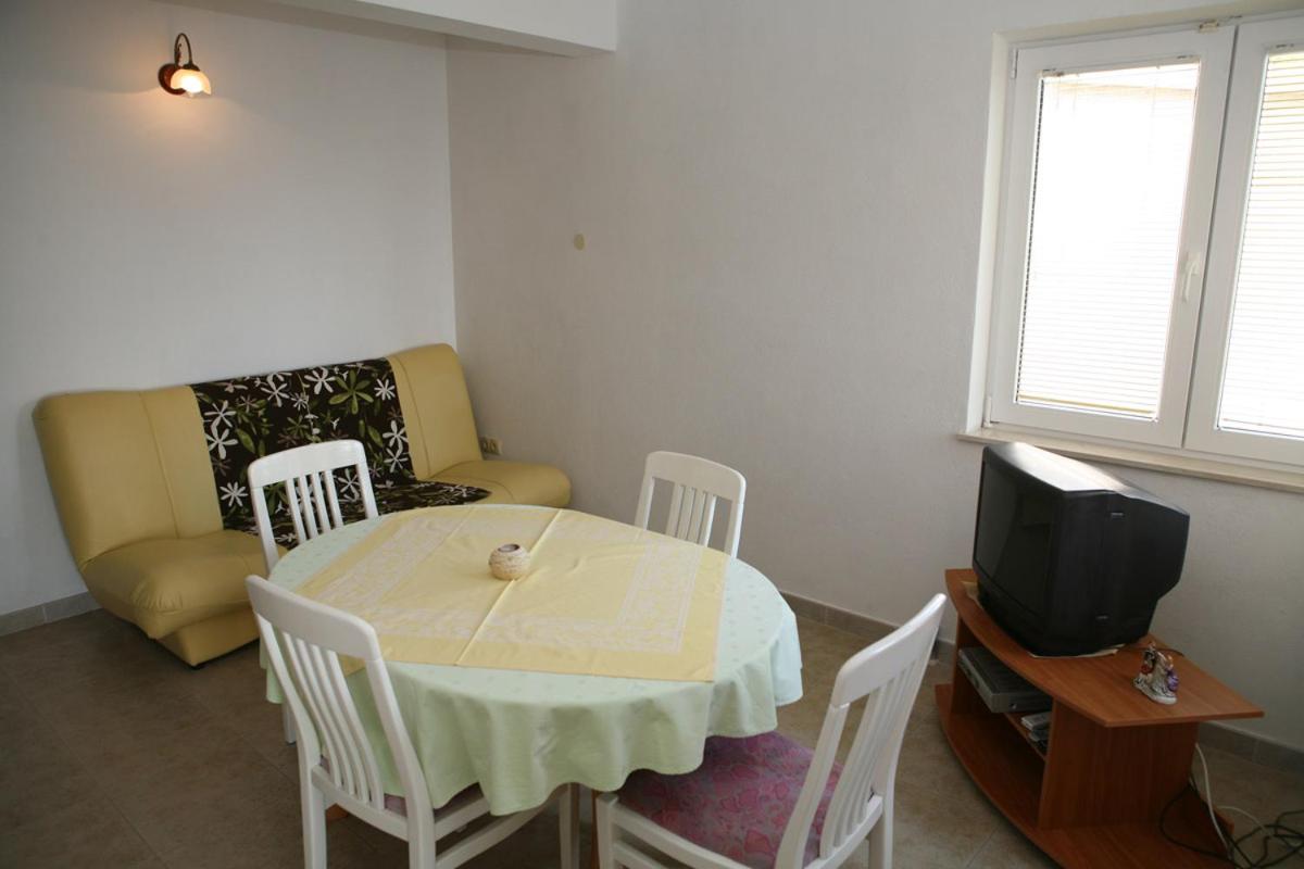 Apartment with Sea View photo 2