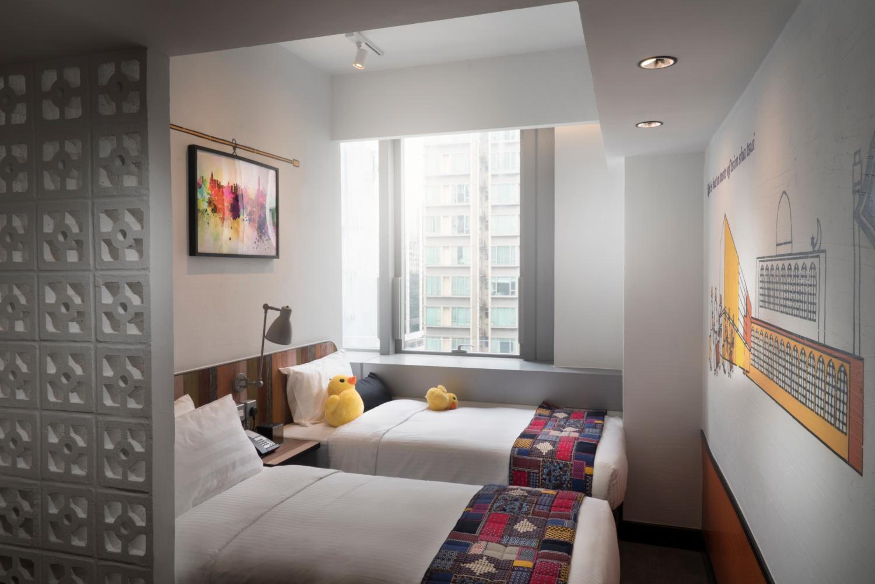 Elite Twin Room with Sofa bed photo 1