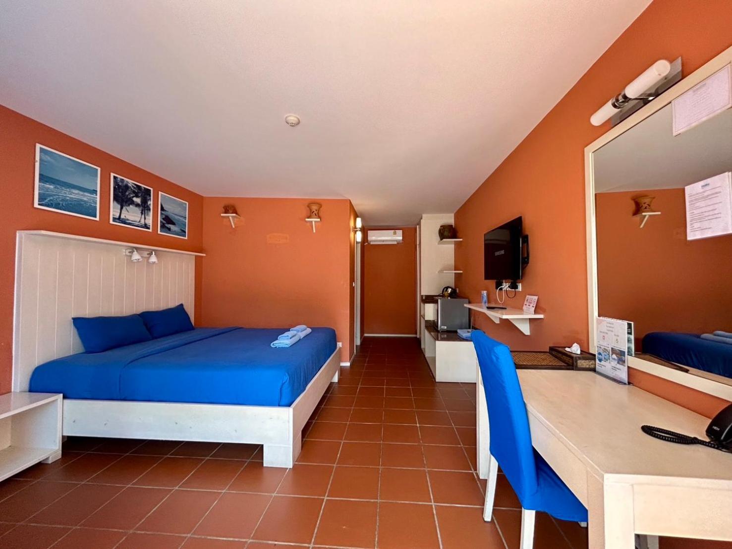 Double Room with Pool View