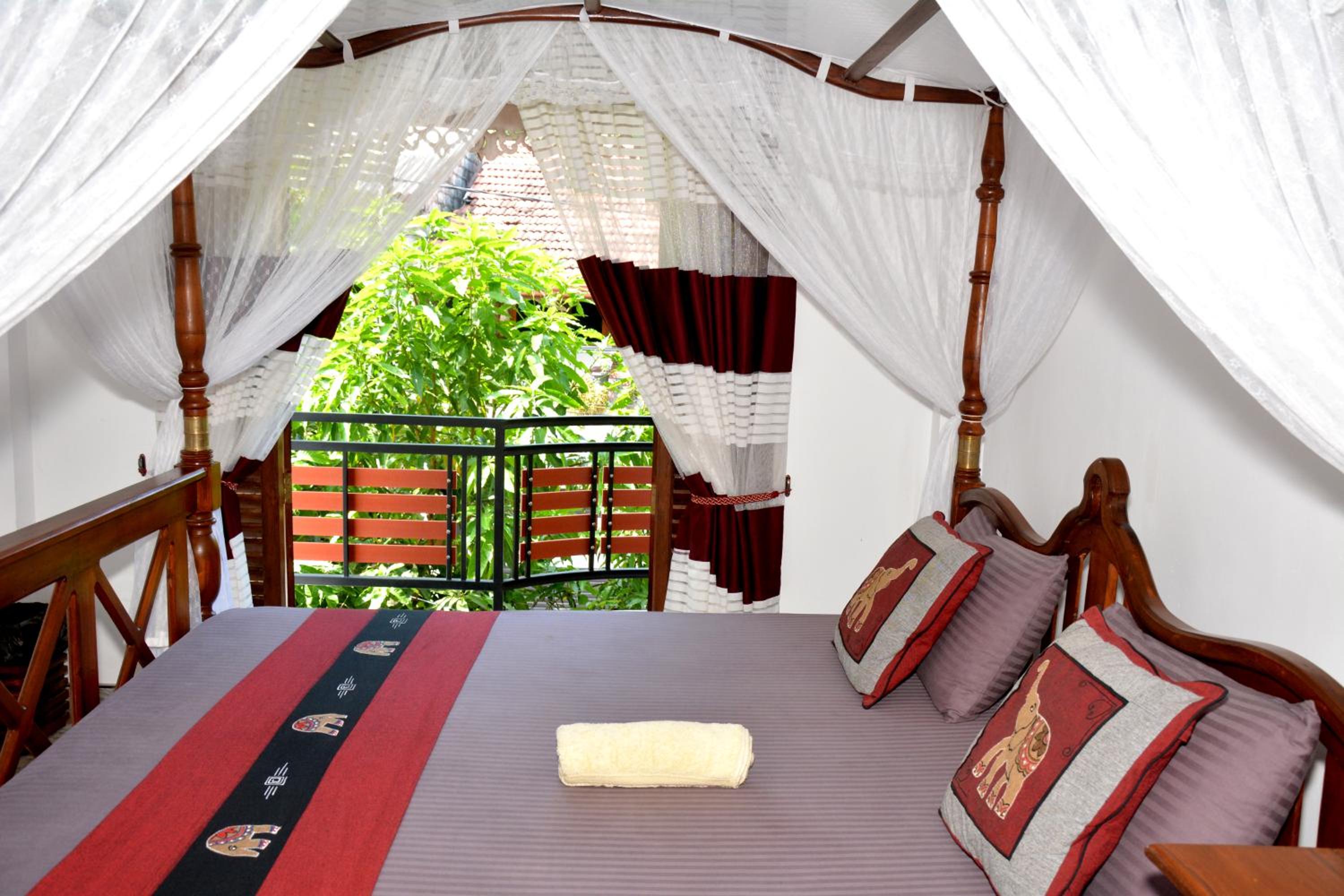 Doppelzimmer mit Gartenblick