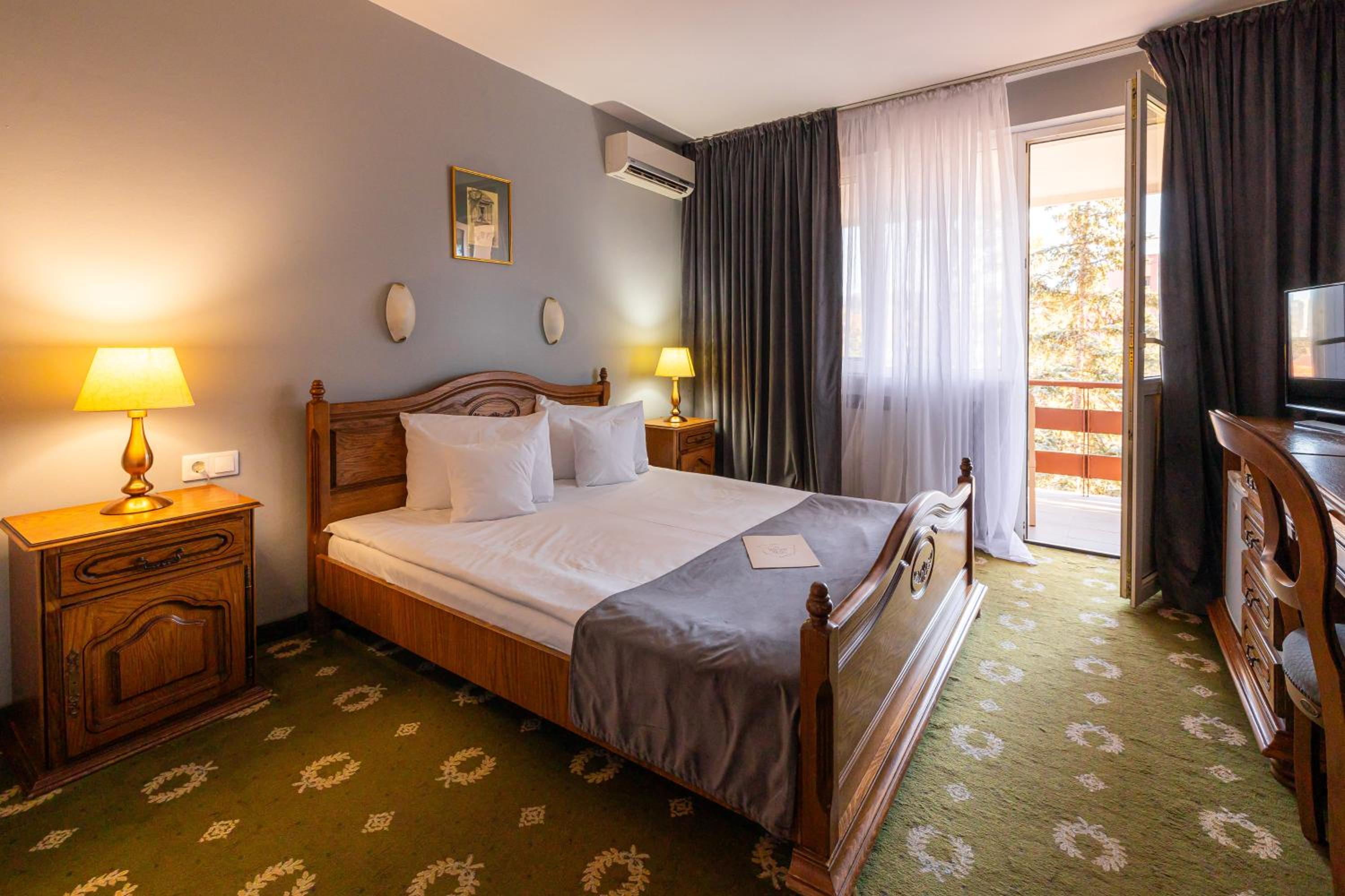 Double Room with Balcony photo 1
