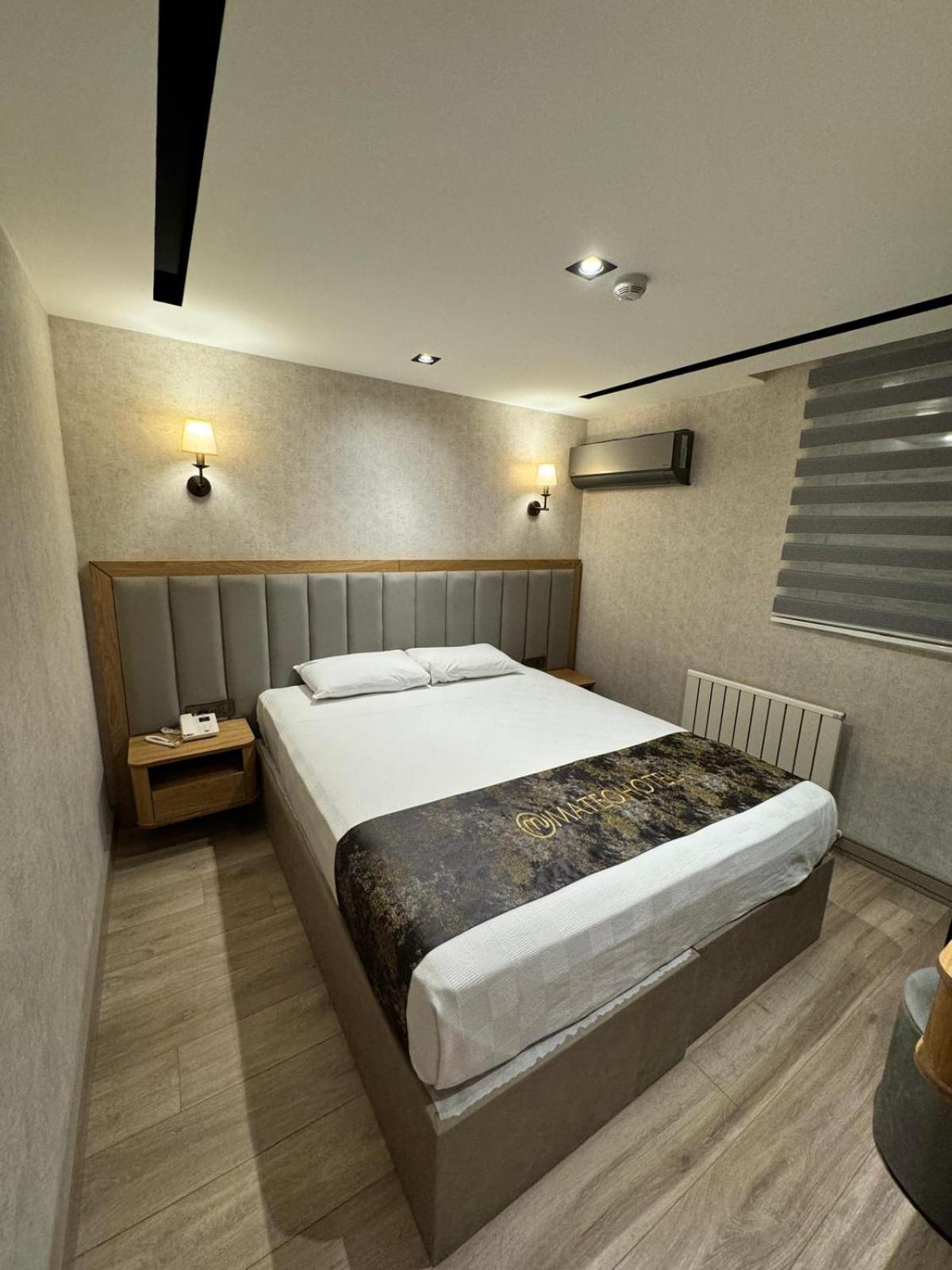 Economy Double Room photo 2
