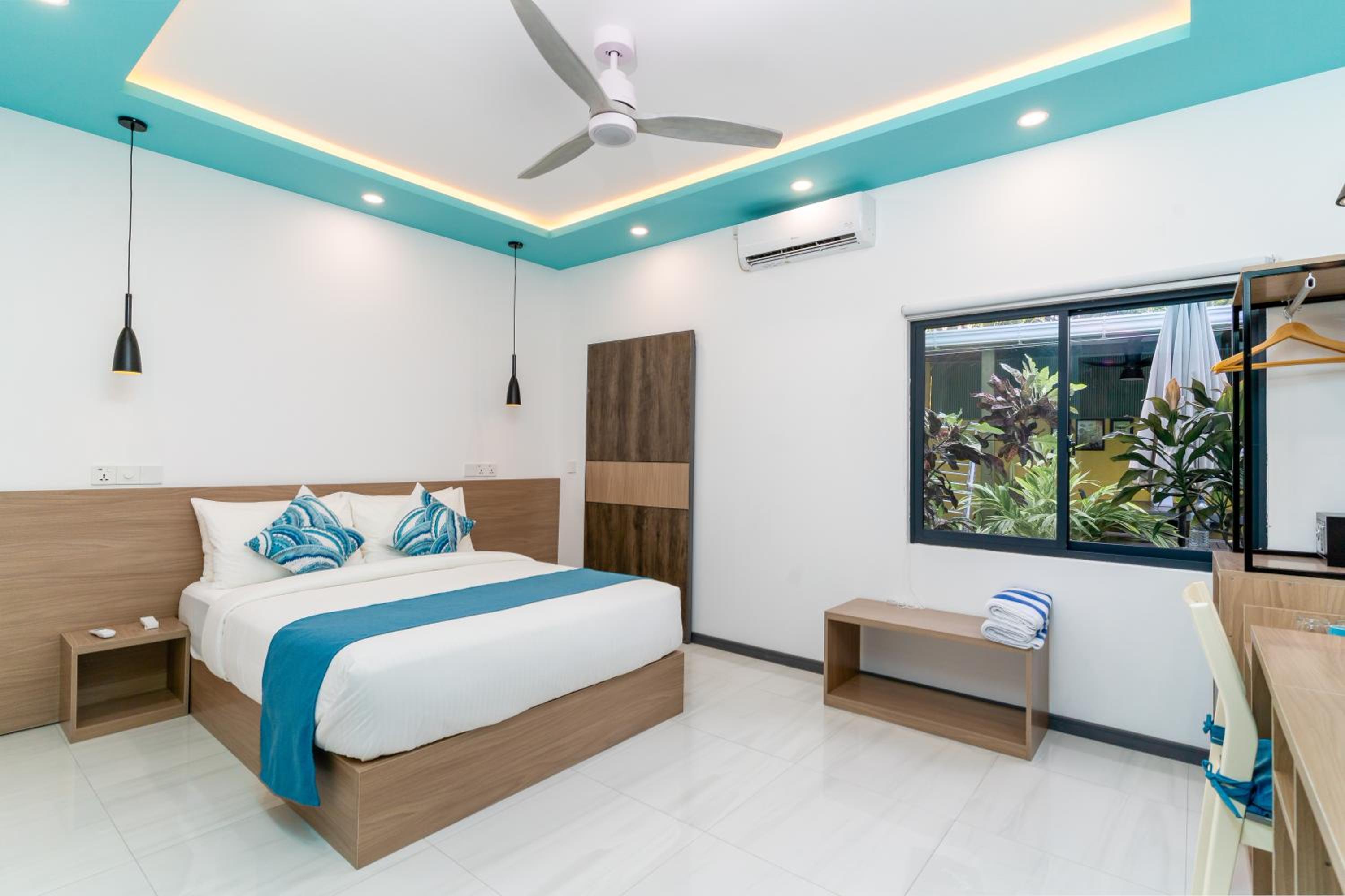 Superior One-Bedroom Apartment