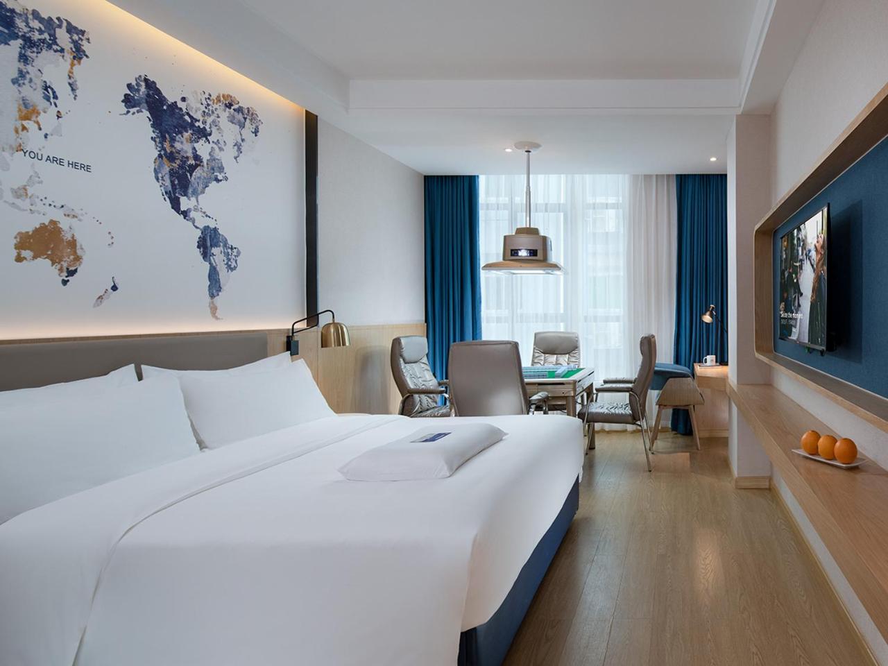 Double Room with Mah-jongg