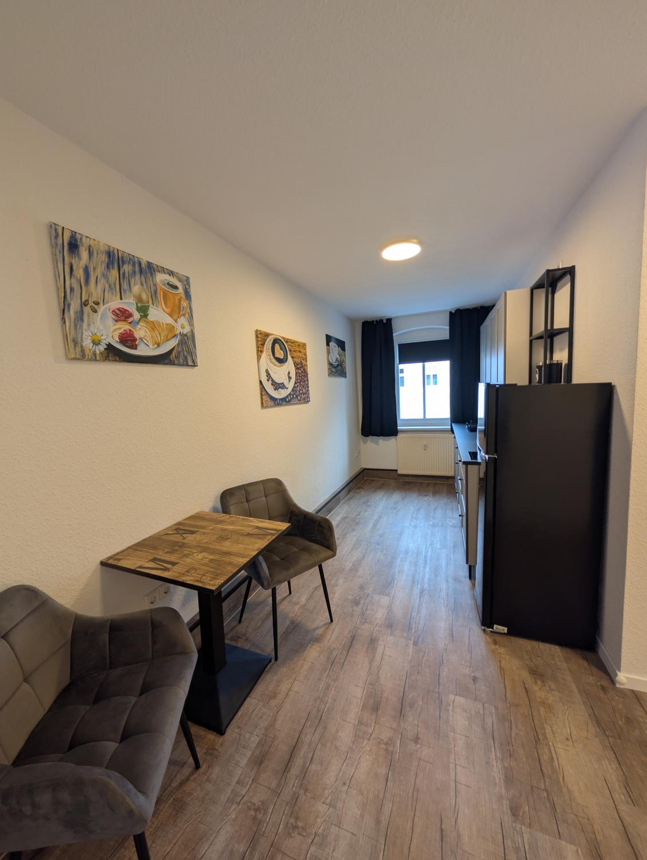 Apartment photo 3