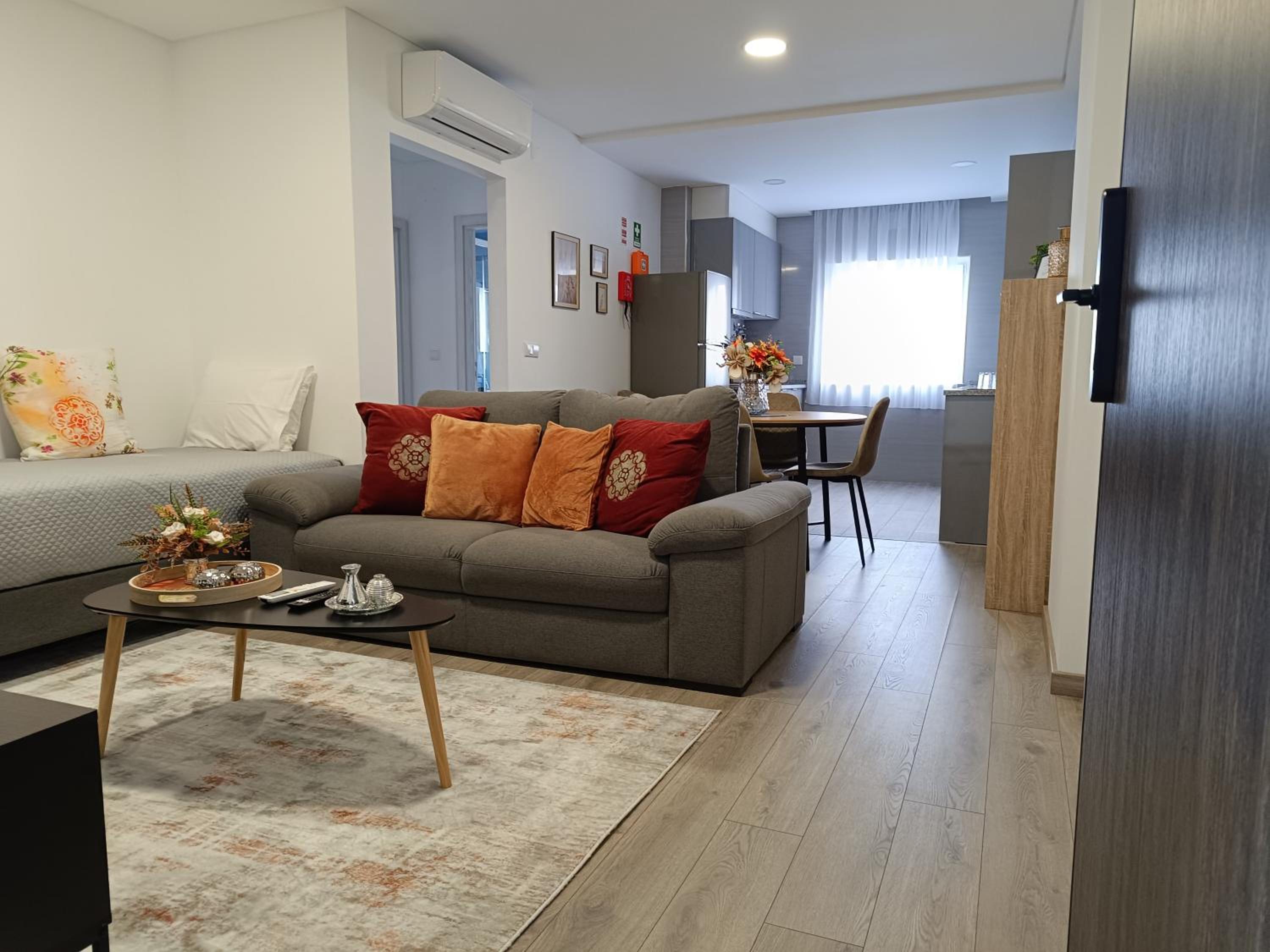 Two-Bedroom Deluxe Apartment photo 3