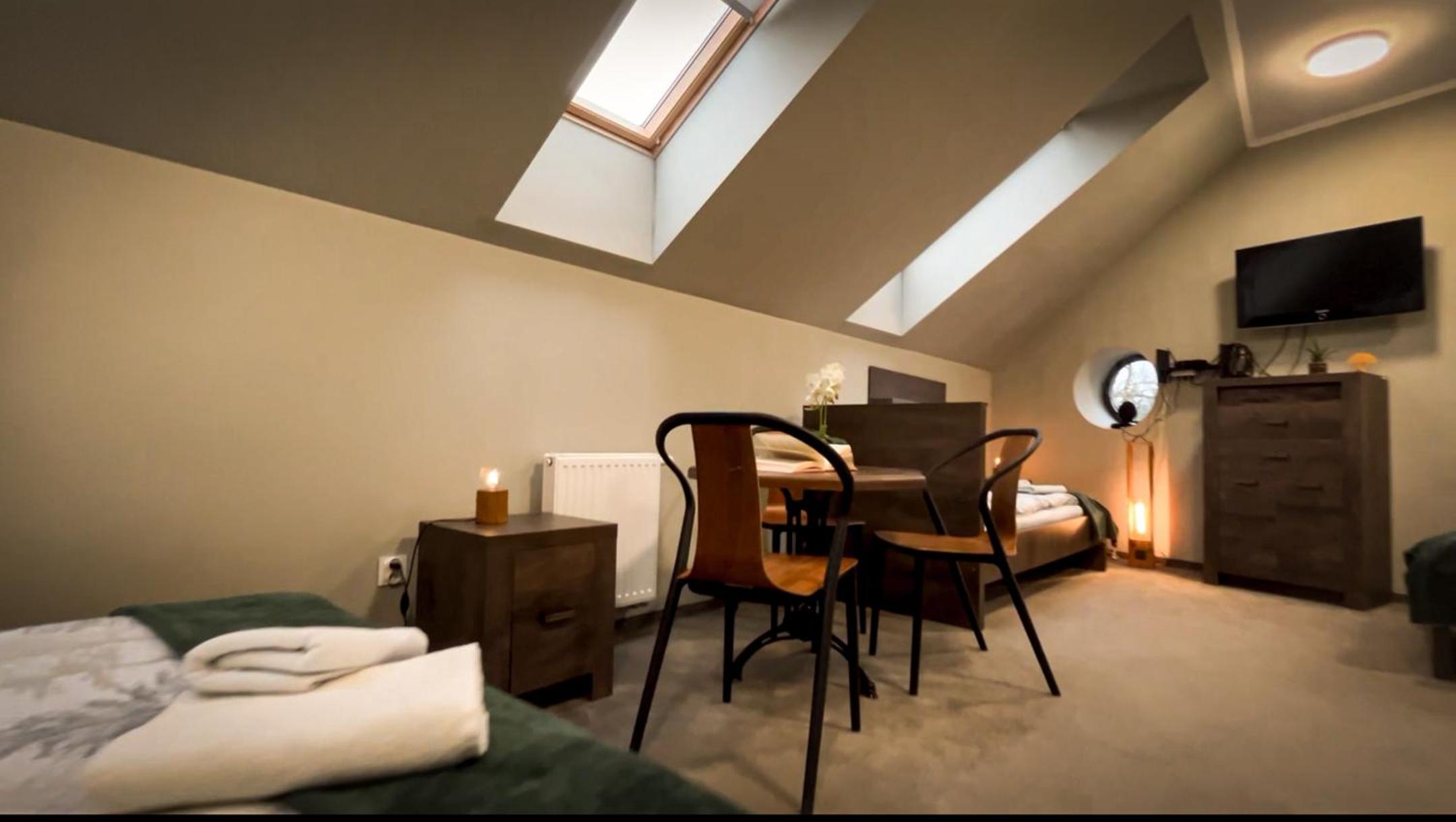 Triple Room with Private Bathroom