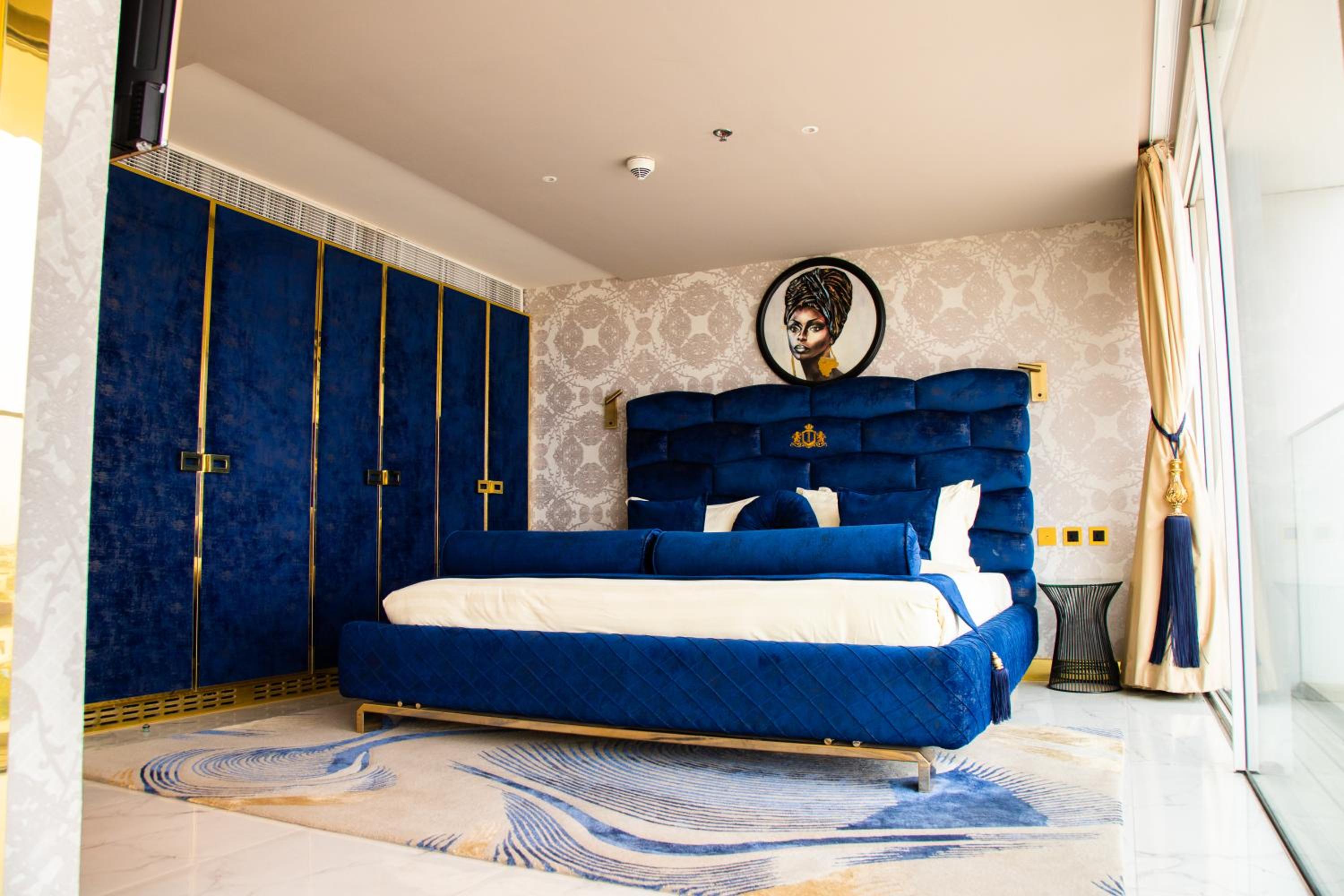 King Suite - Photo 9