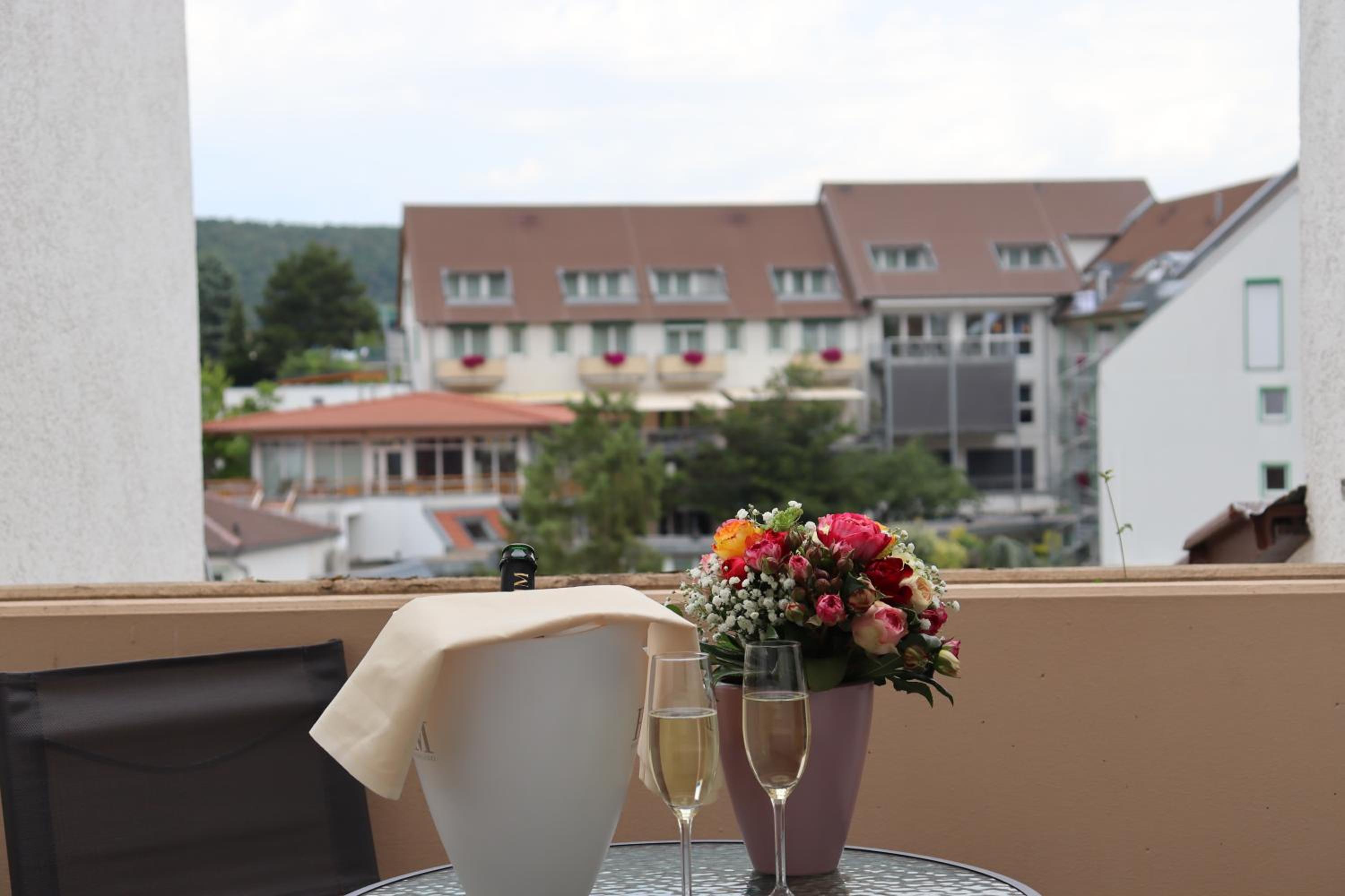 Two-Bedroom Apartment with Balcony photo 3