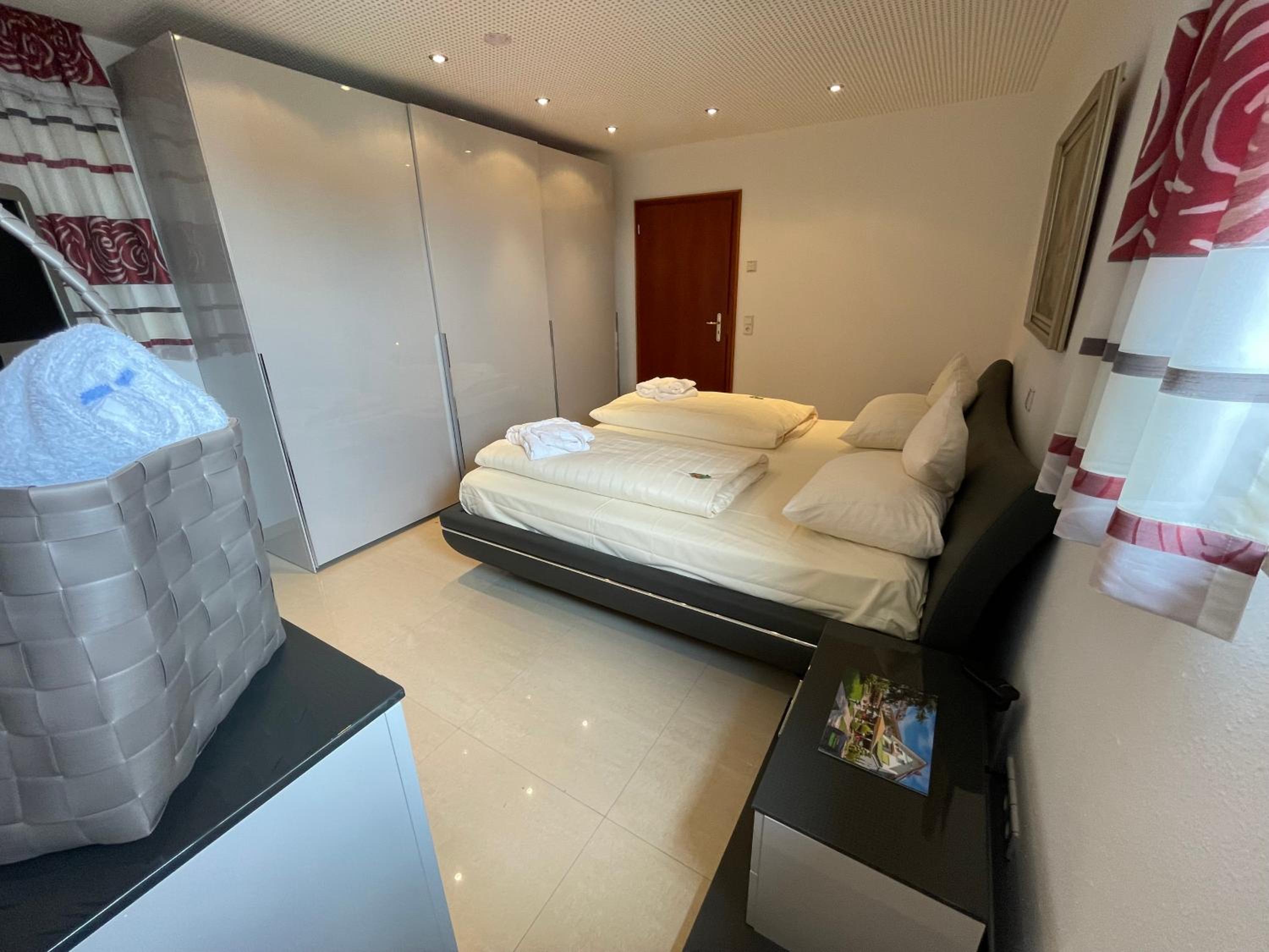 Two-Bedroom Apartment with Balcony photo 1