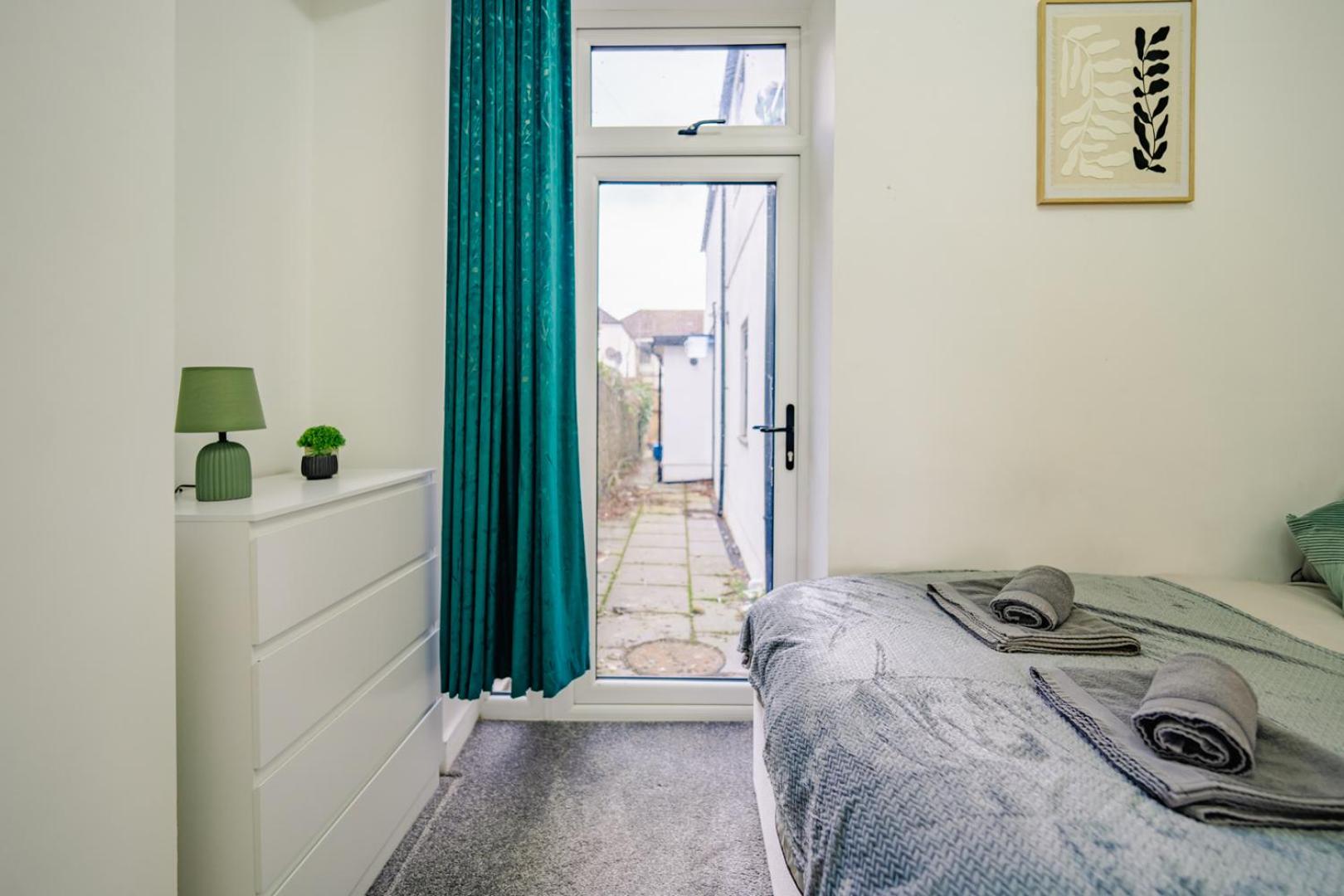 Suite Apartment photo 1