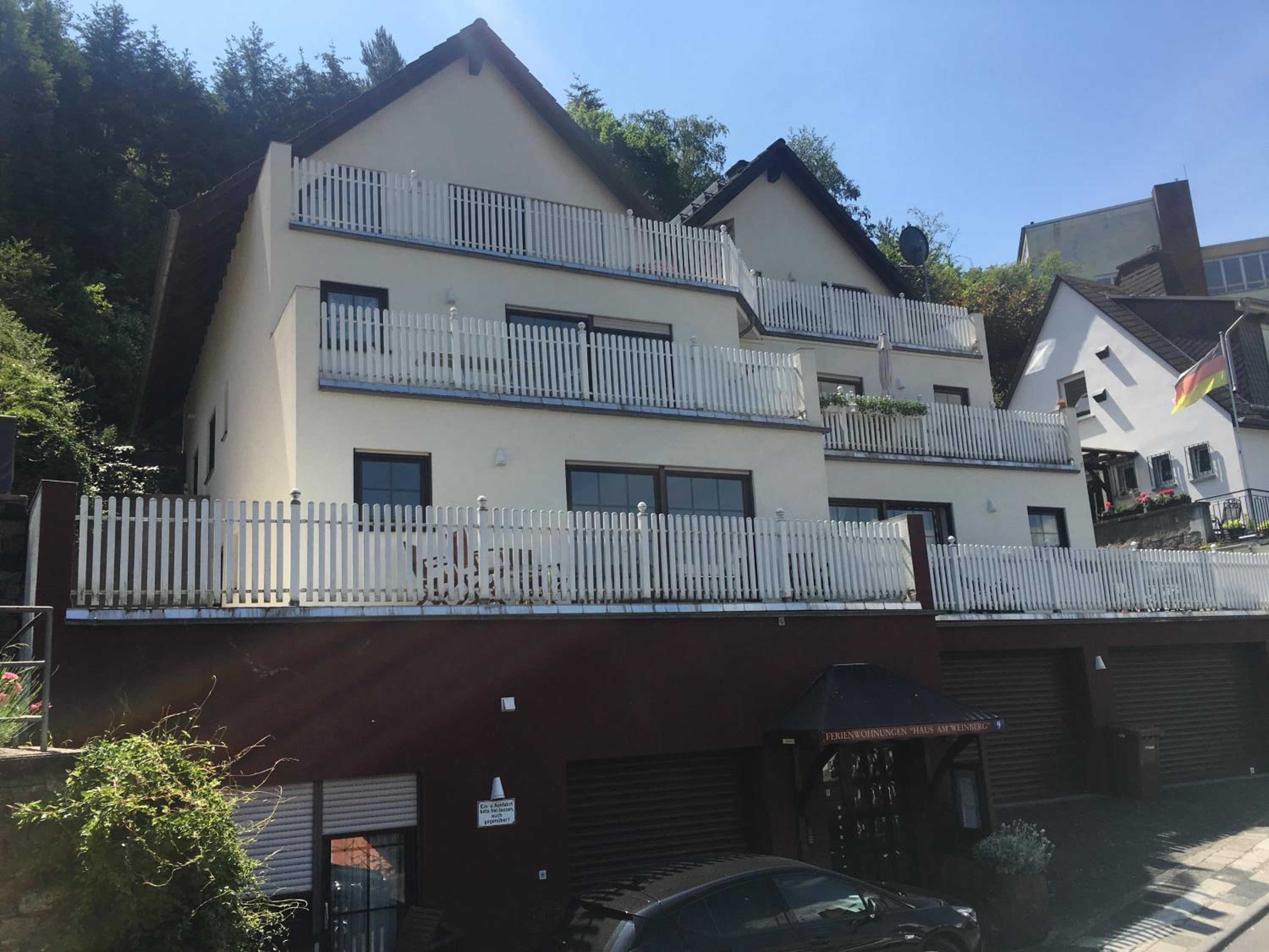Apartment with View and Balcony - Photo 1