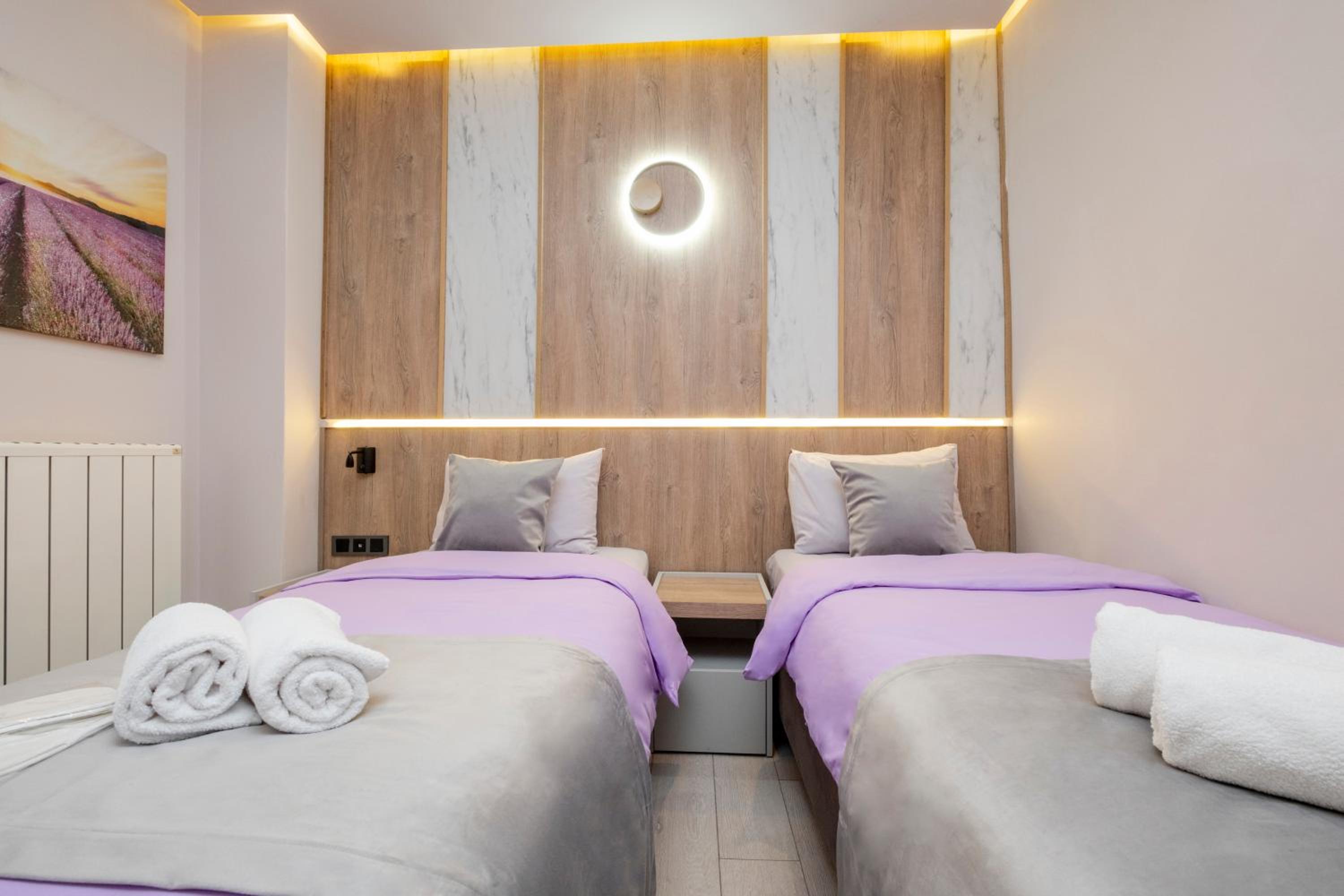 Twin Room - Photo 6