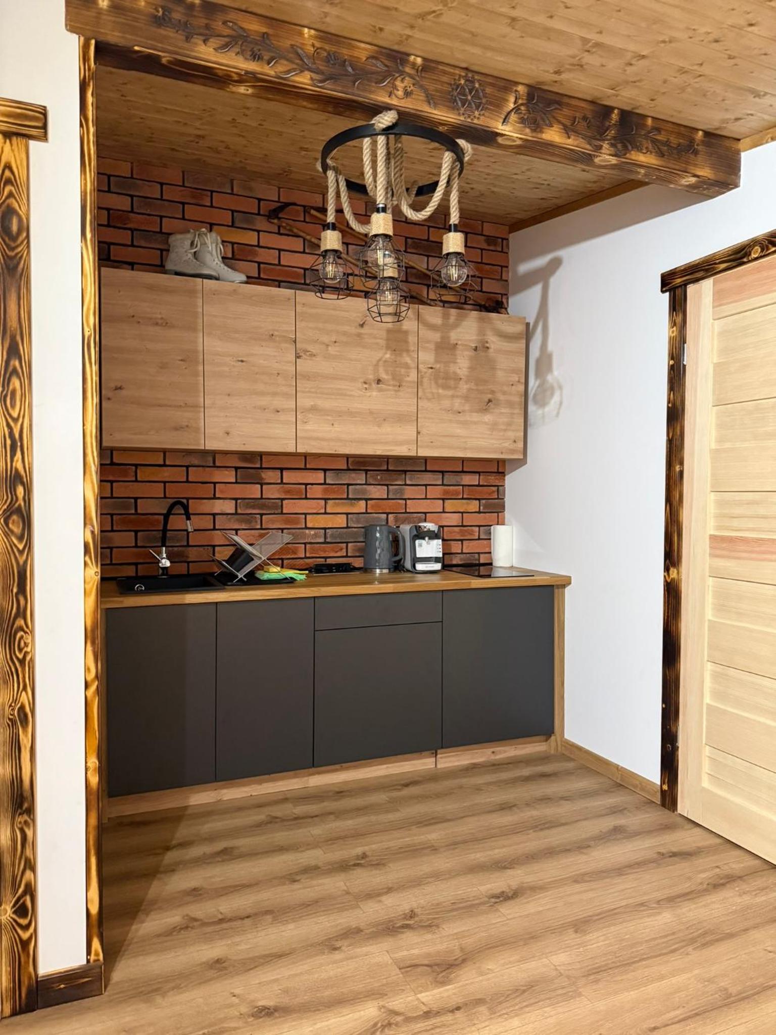 Two-Bedroom Apartment with Balcony photo 1