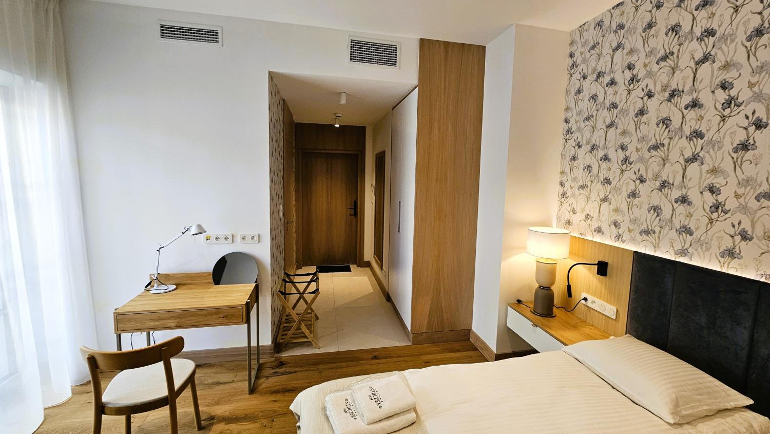 Large Double Room