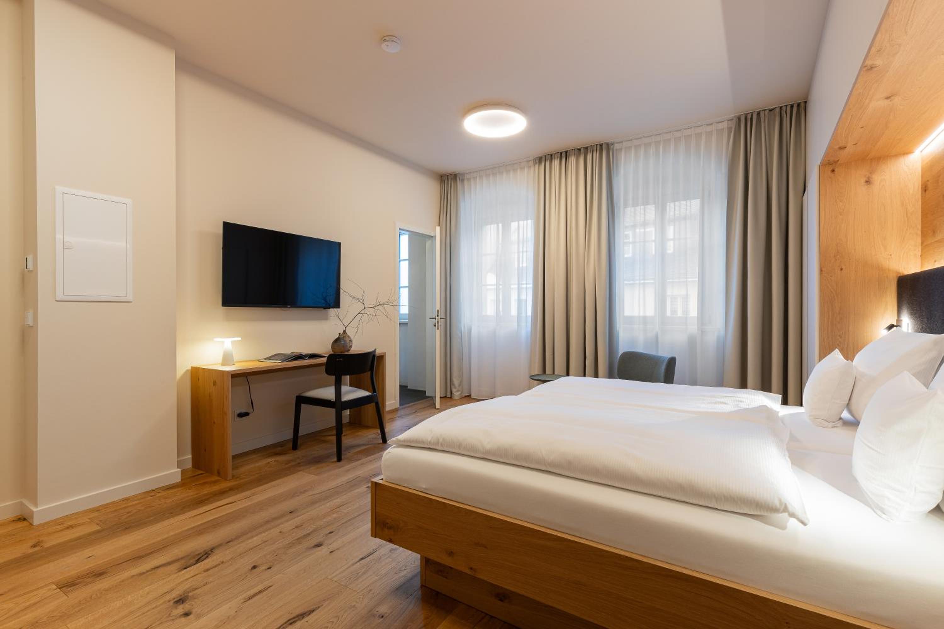 Deluxe Double Room photo 2