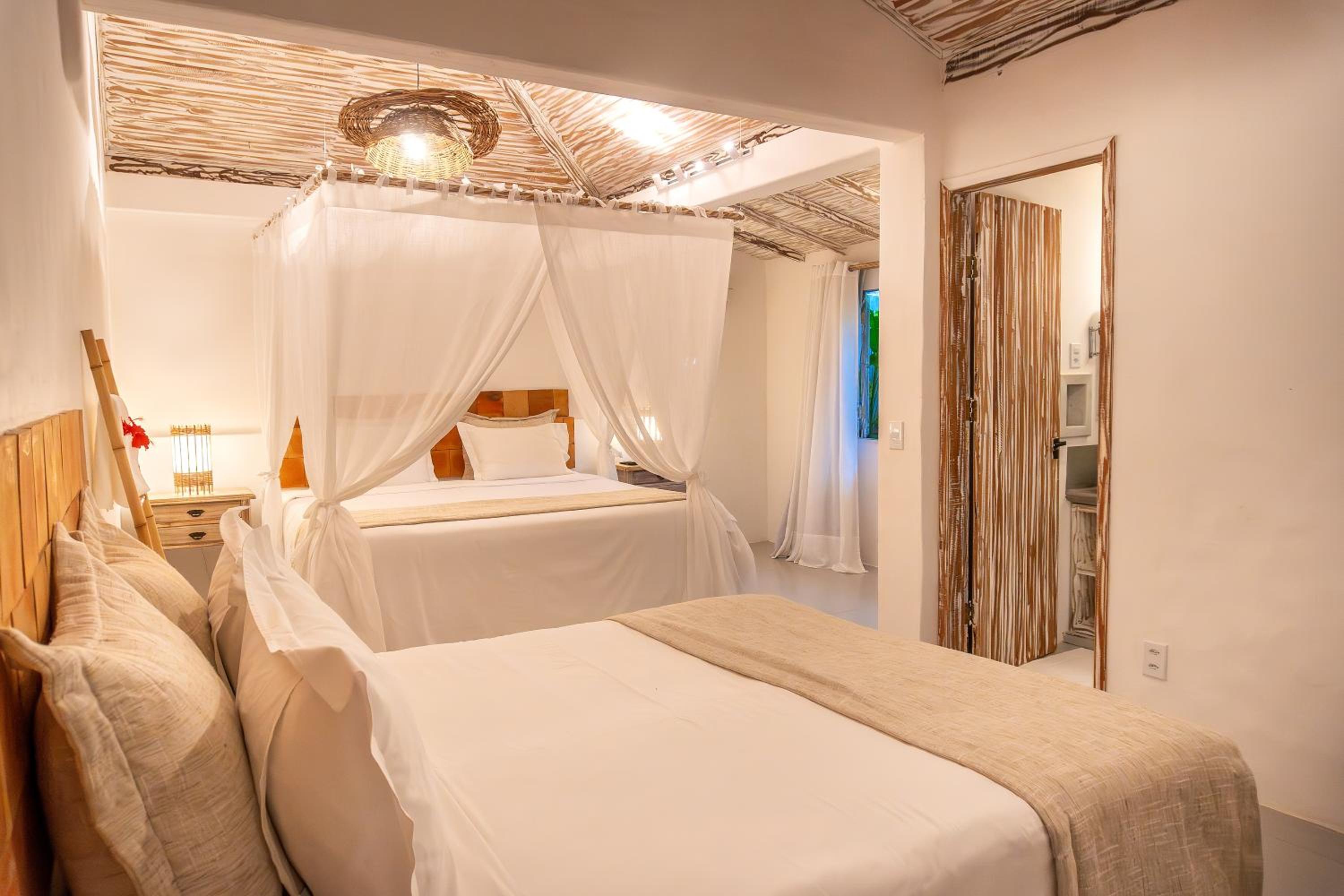 Deluxe Family Suite photo 3