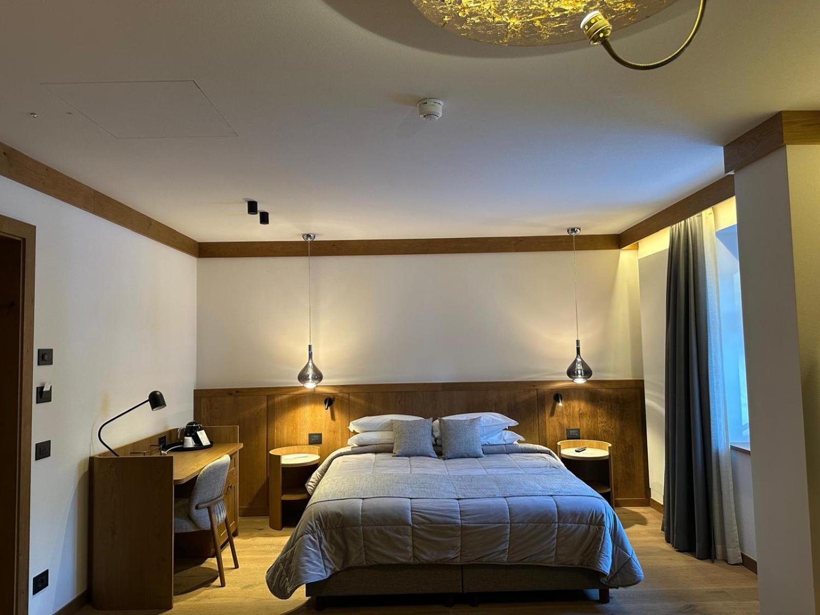 Suite with Mountain View photo 3