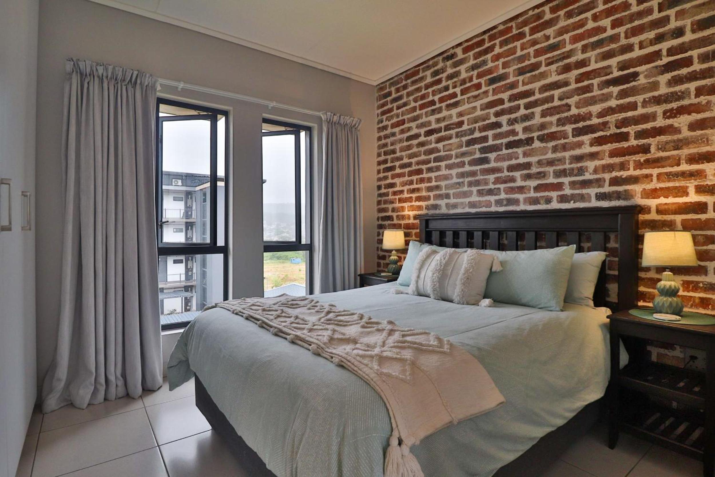 Apartment with City View
