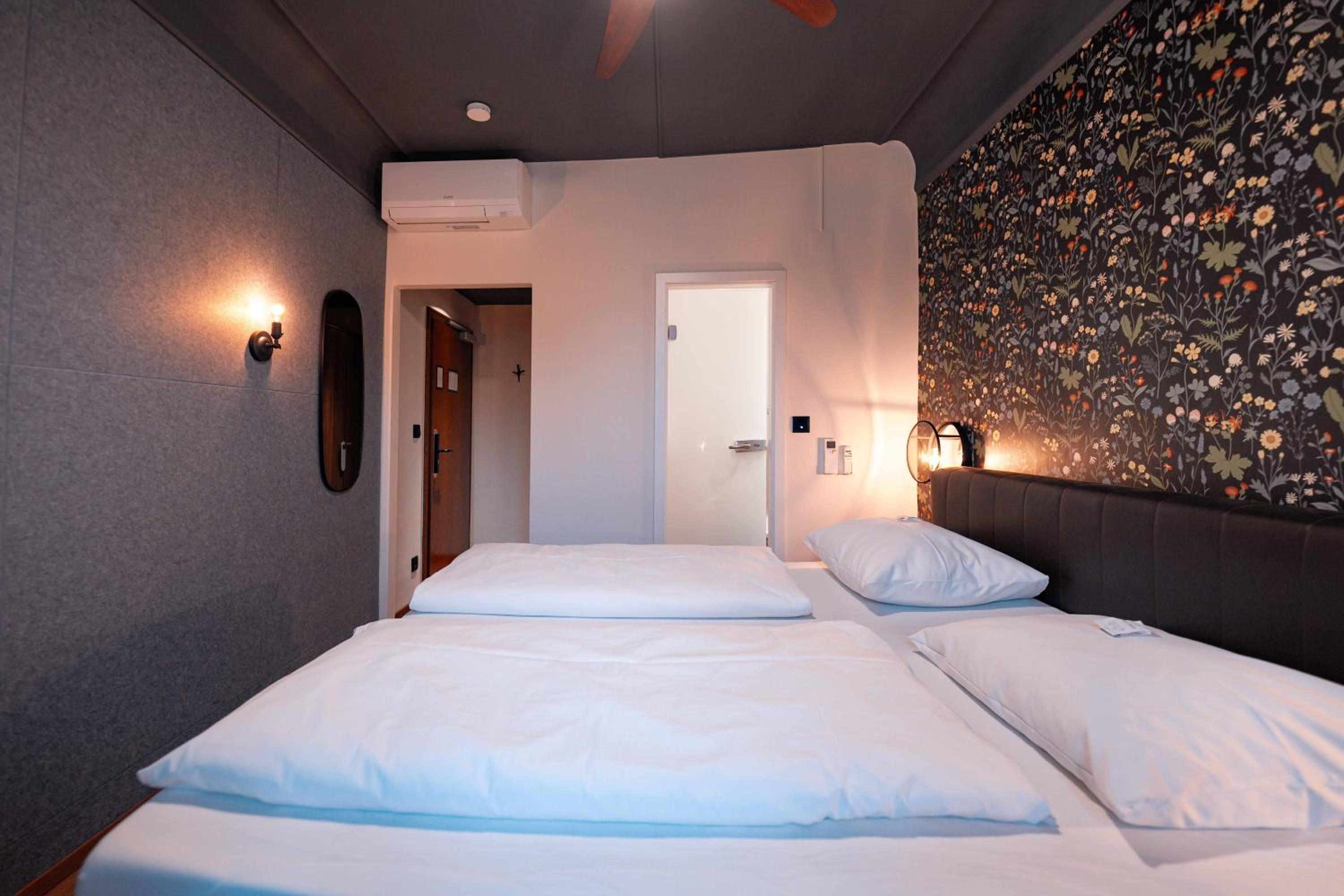 Double Room SMALL photo 3