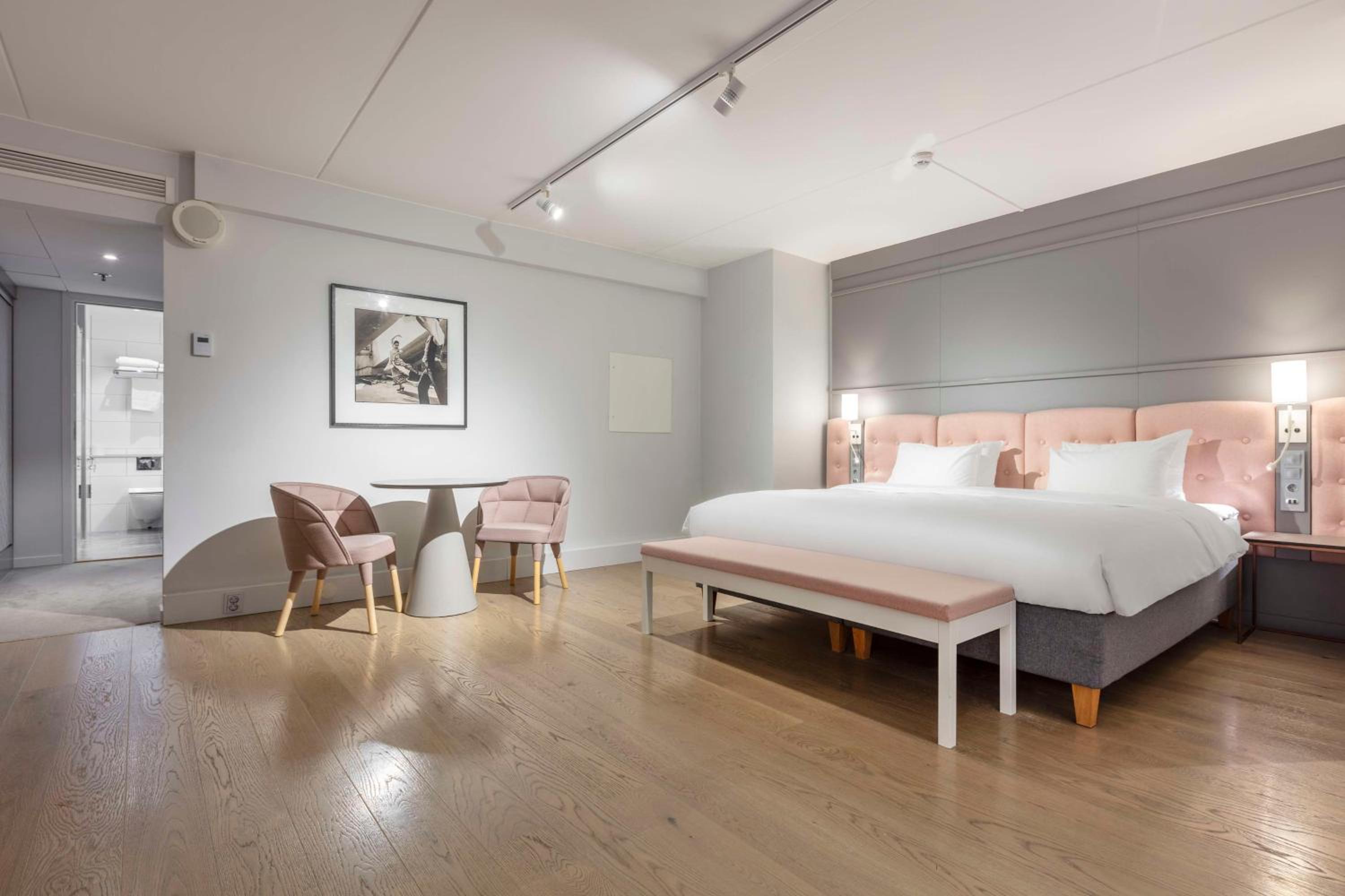 Junior Suite - Photo 2