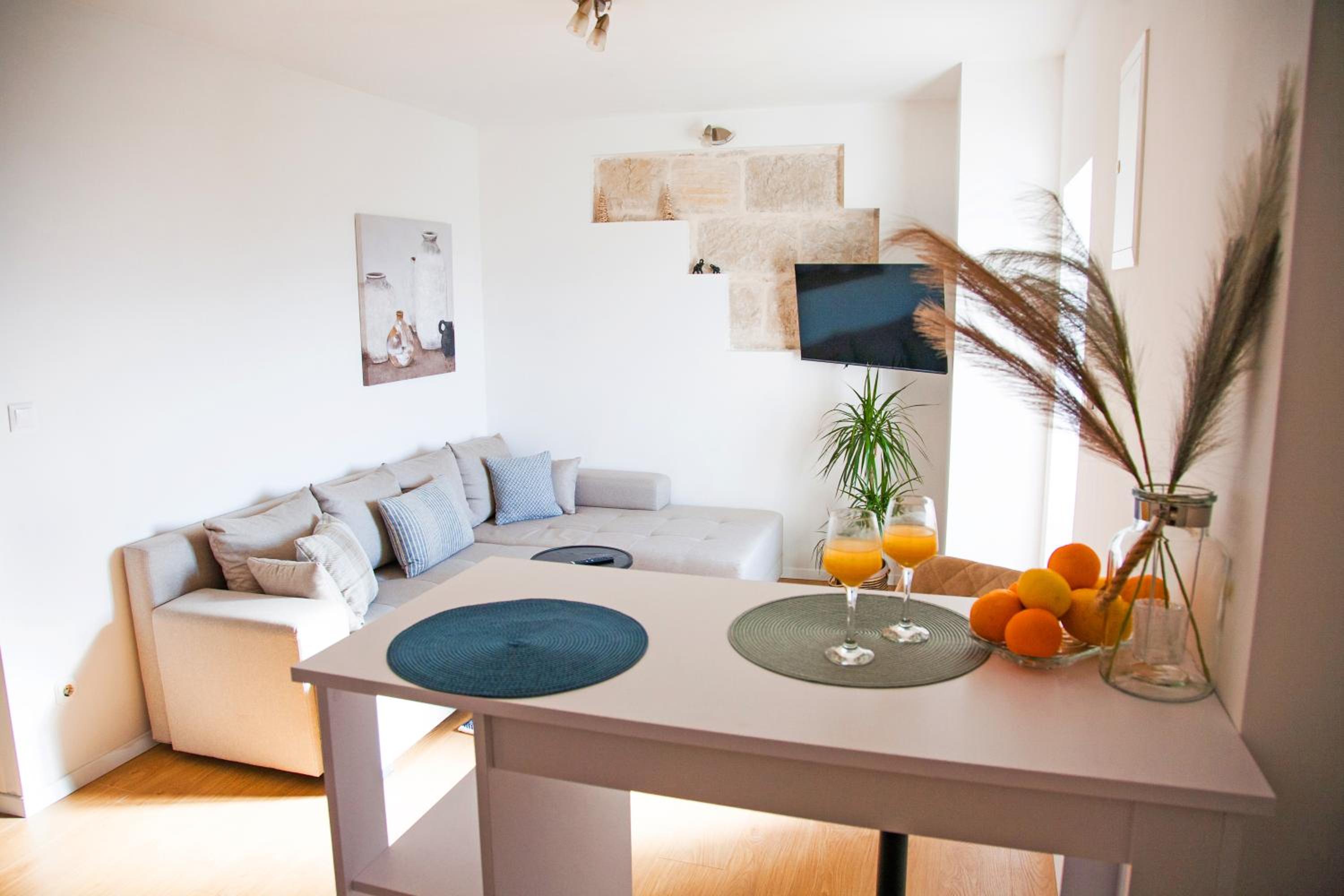One-Bedroom Apartment with Balcony