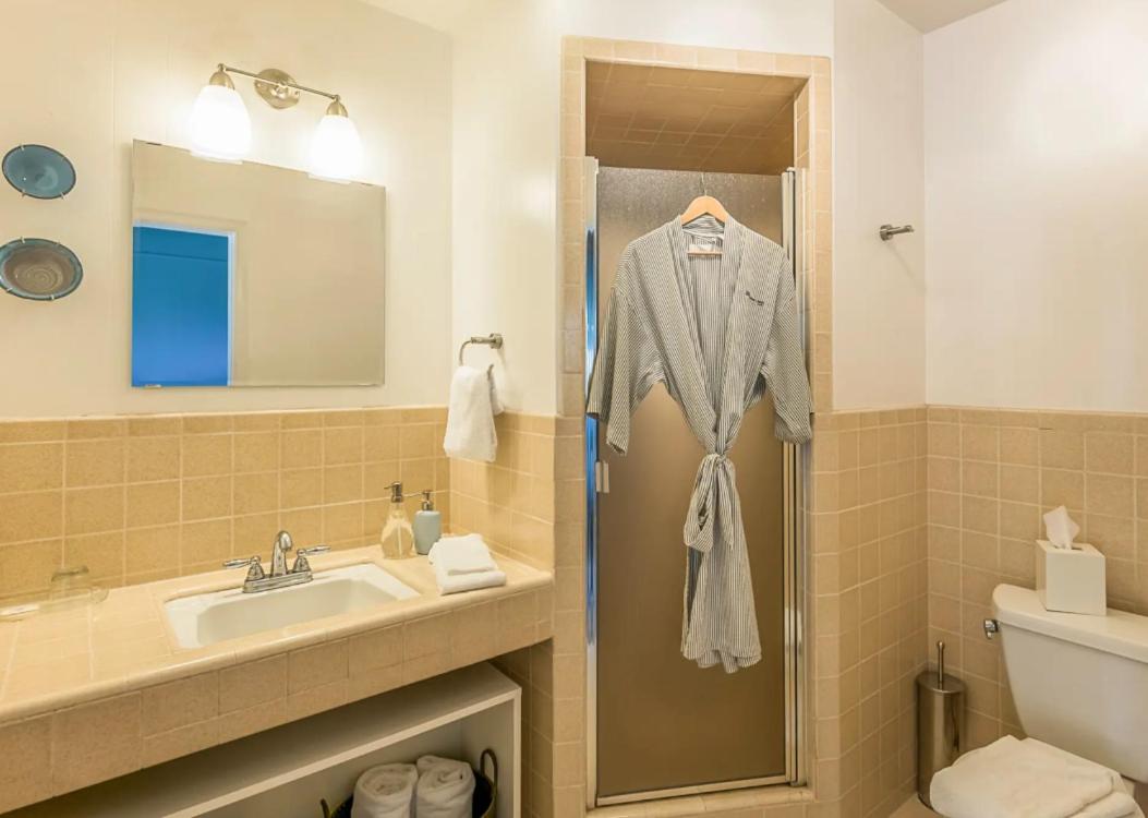 King Room with Sea View - Photo 2