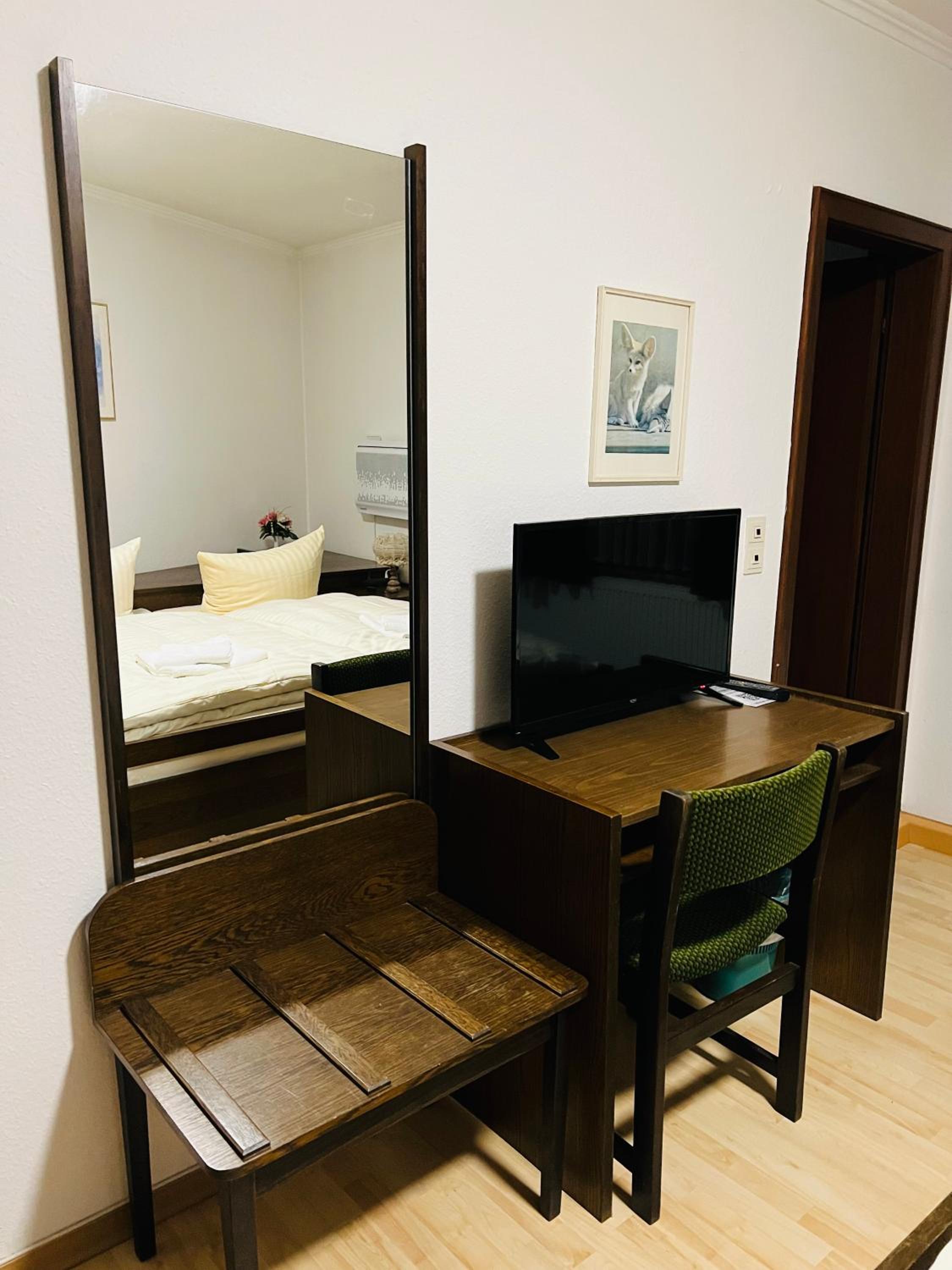 Double Room - Photo 17