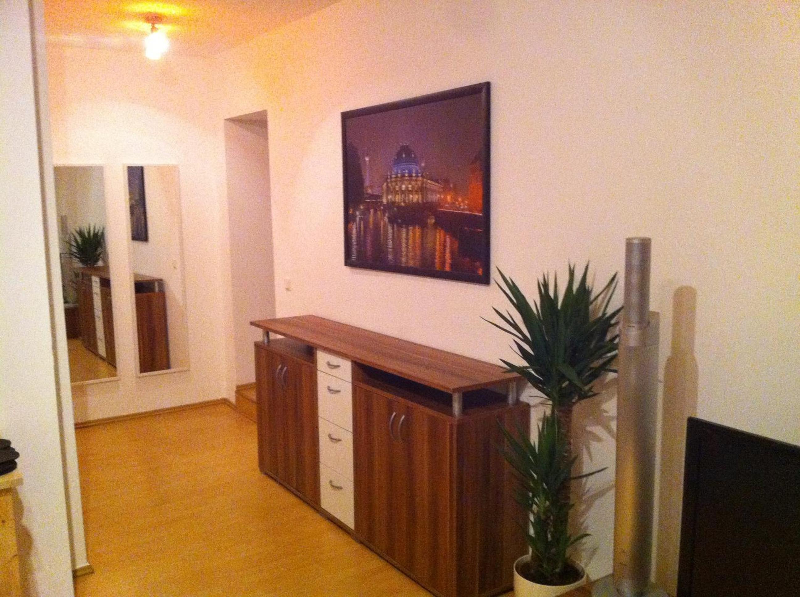 Comfort Two-Bedroom Apartment II photo 3