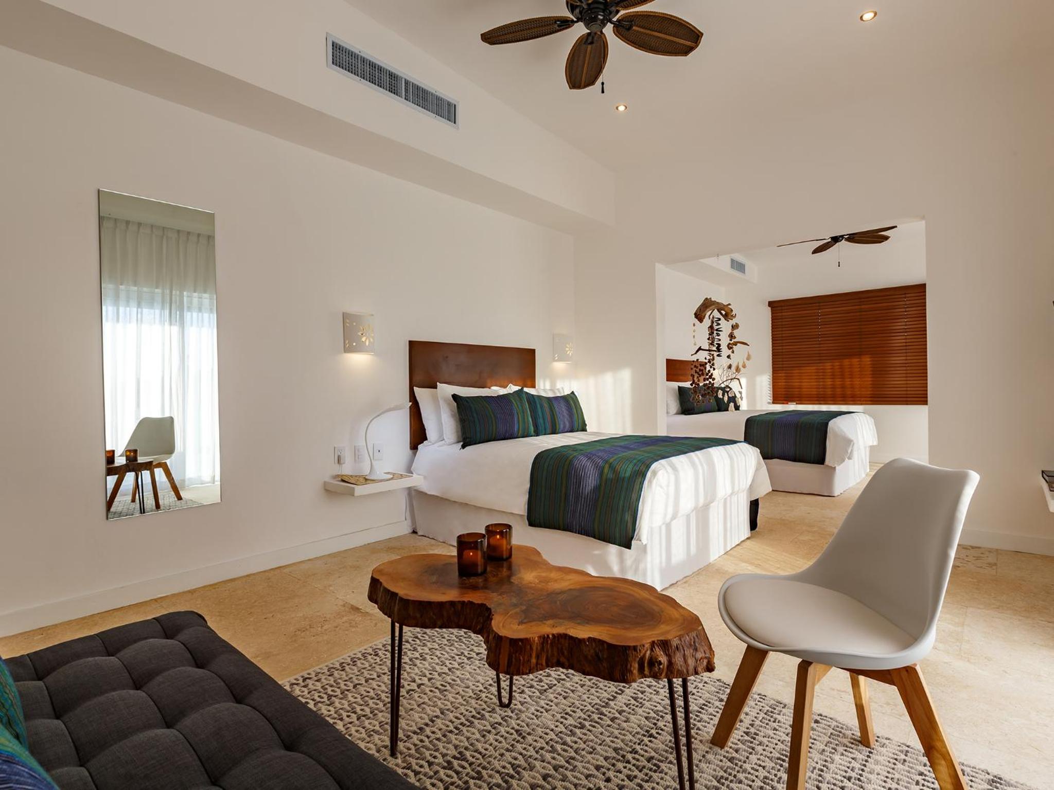 Double Room (2 Adults + 2 Children)