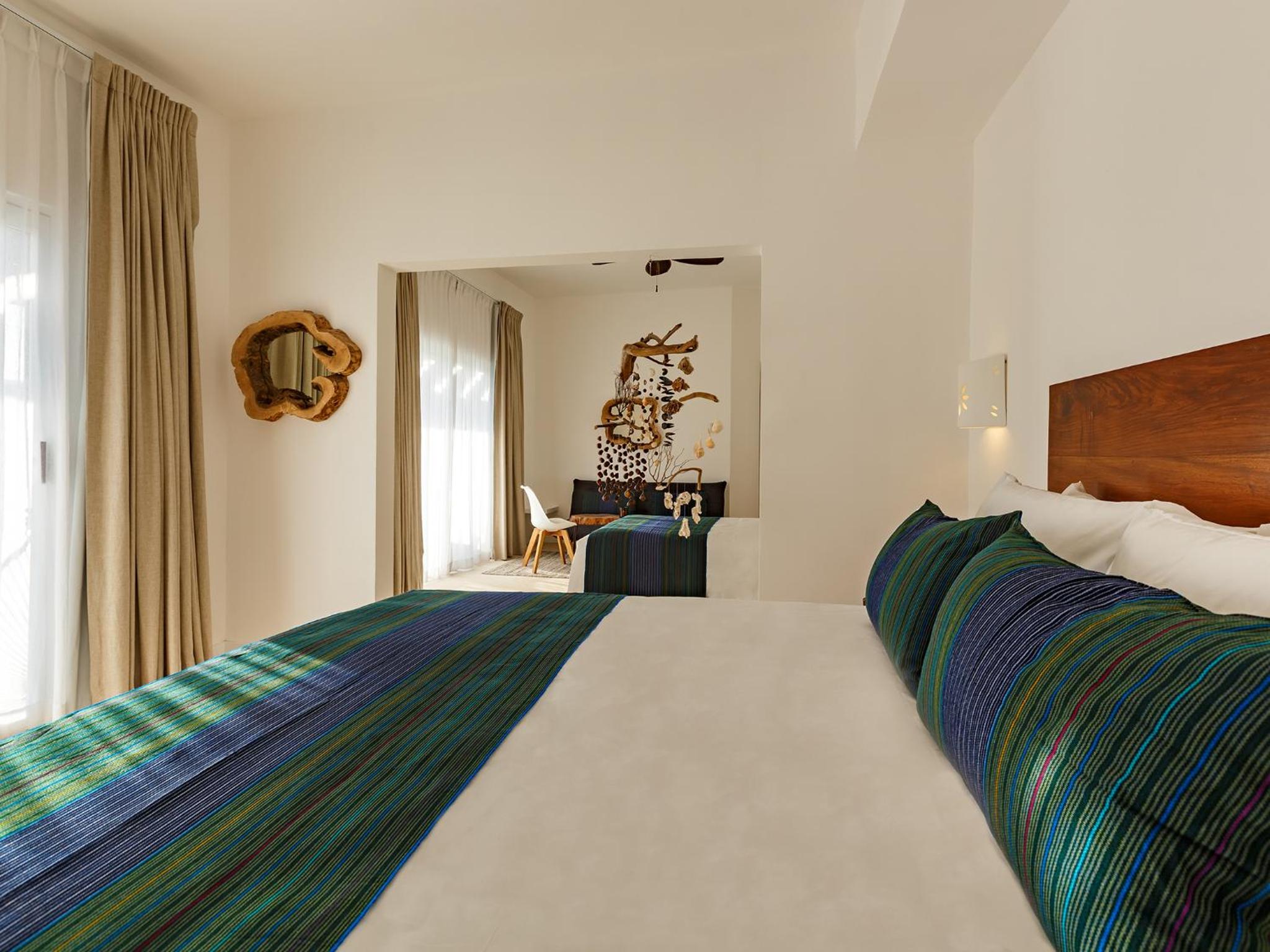 Double Room (2 Adults + 2 Children)