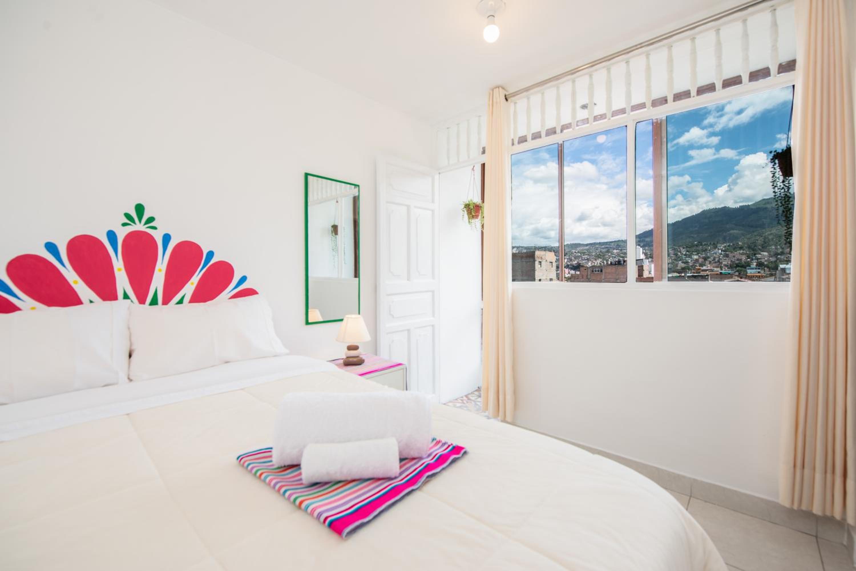 Deluxe Double Room (2 Adults + 1 Child)