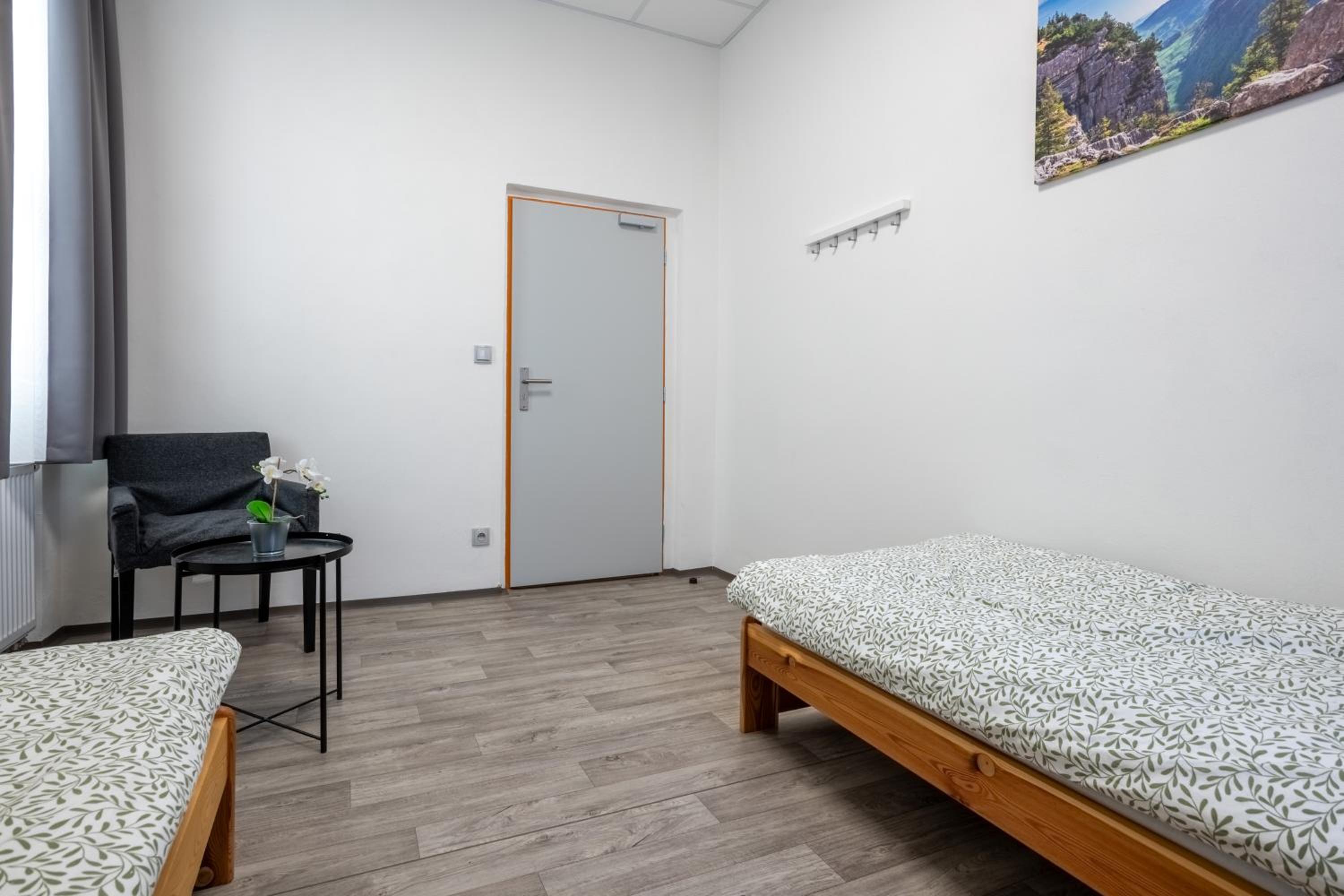 Twin Room with Shared Bathroom photo 3