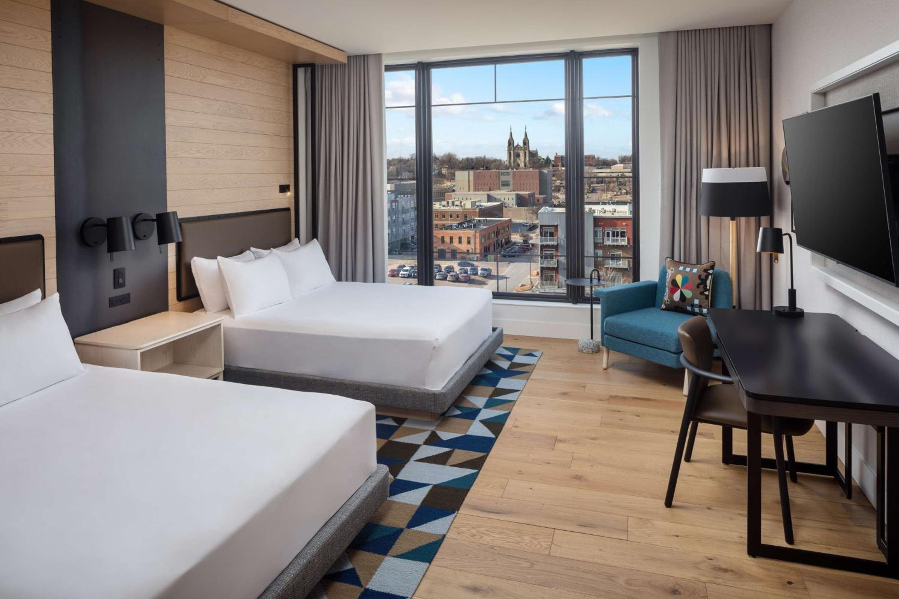 Queen Room with Two Queen Beds and City View - Photo 3
