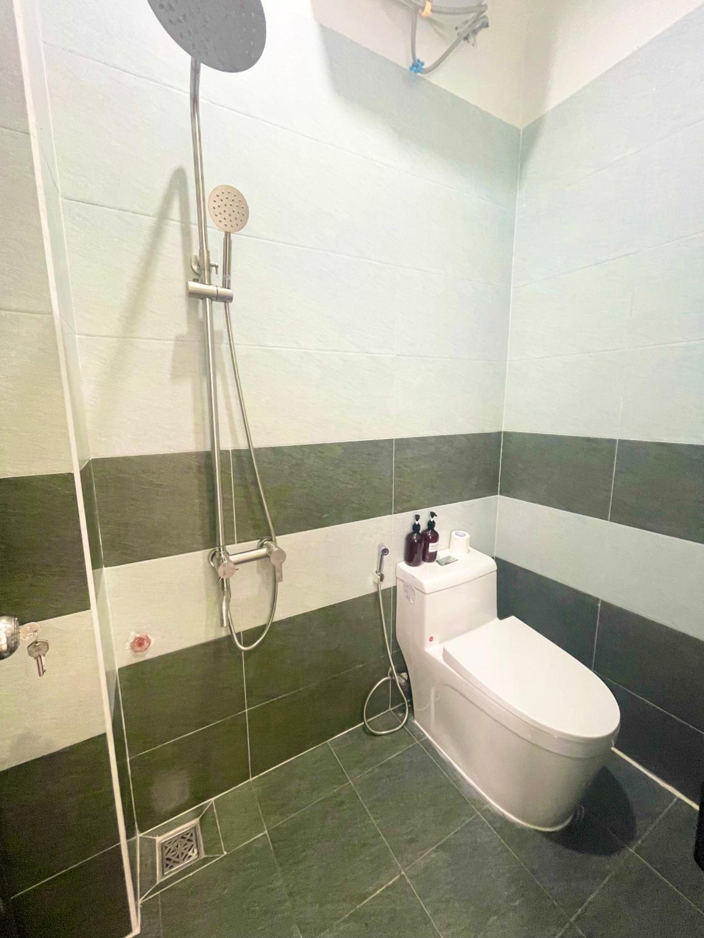 Double Room with Lake View - Photo 1