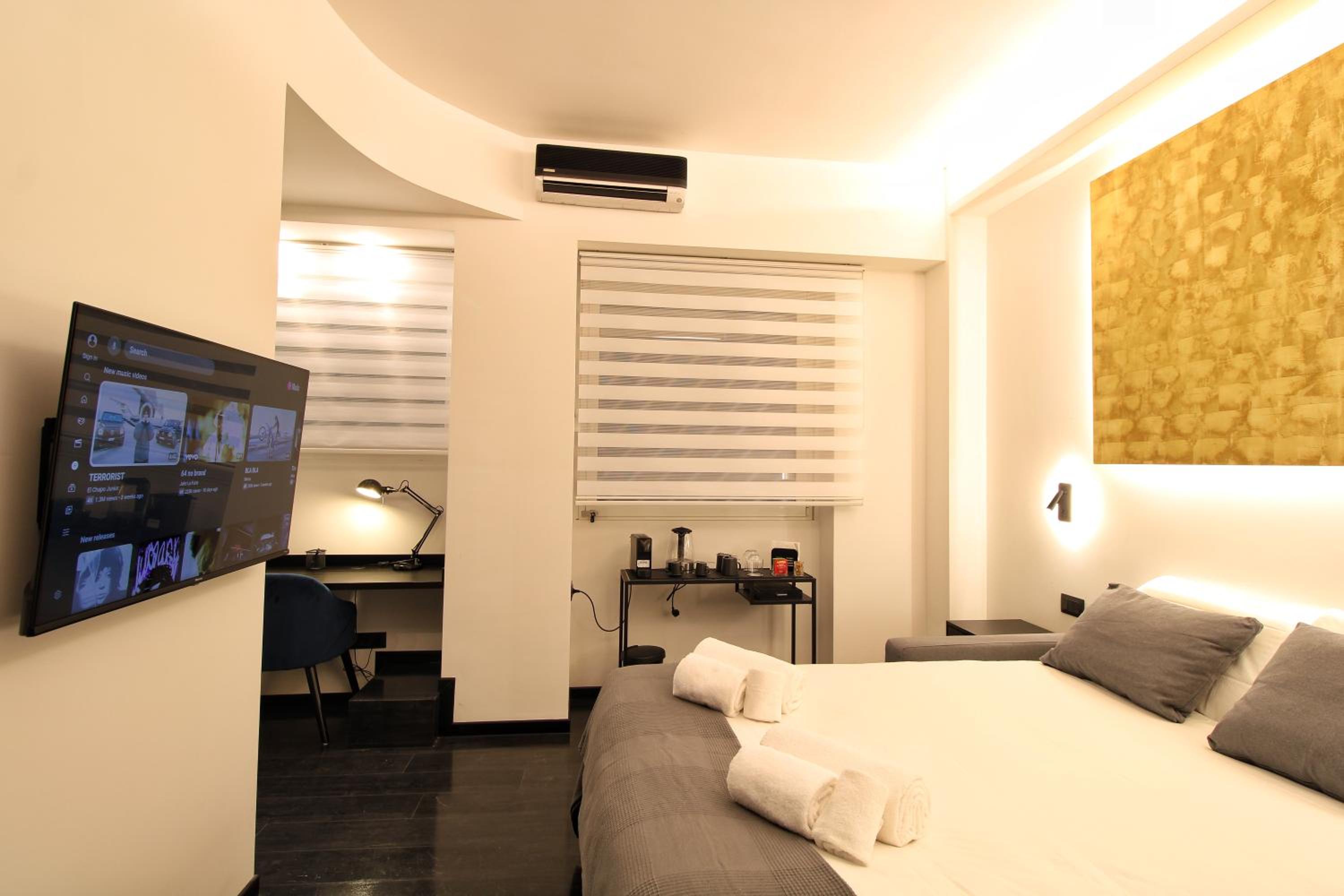 Double Room photo 3