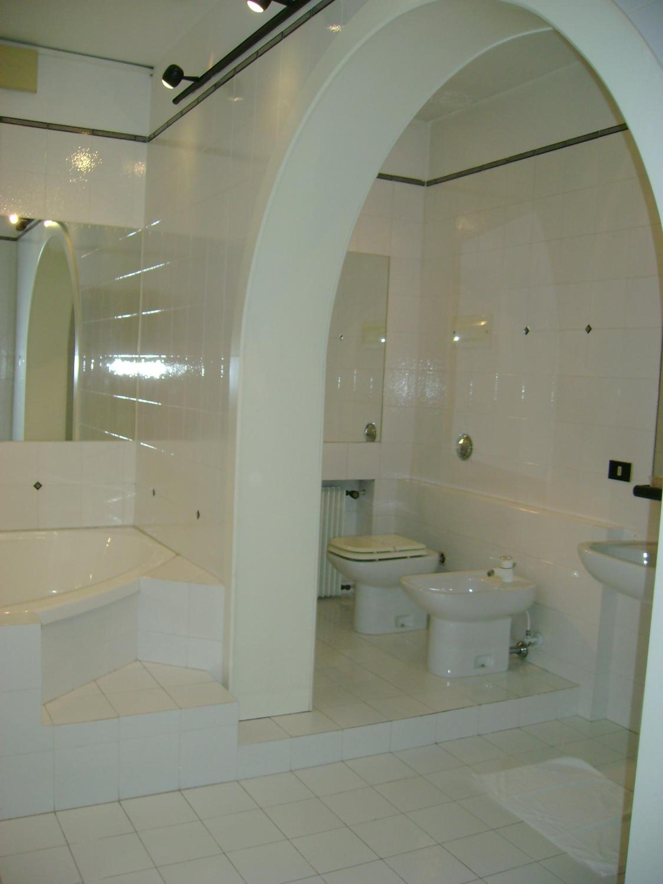 Double Room - Photo 6