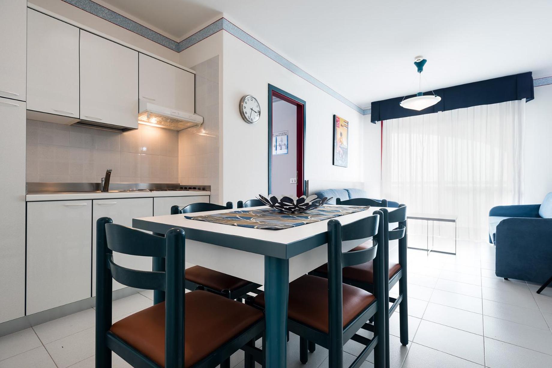 Two-Bedroom Apartment with Sea View photo 3