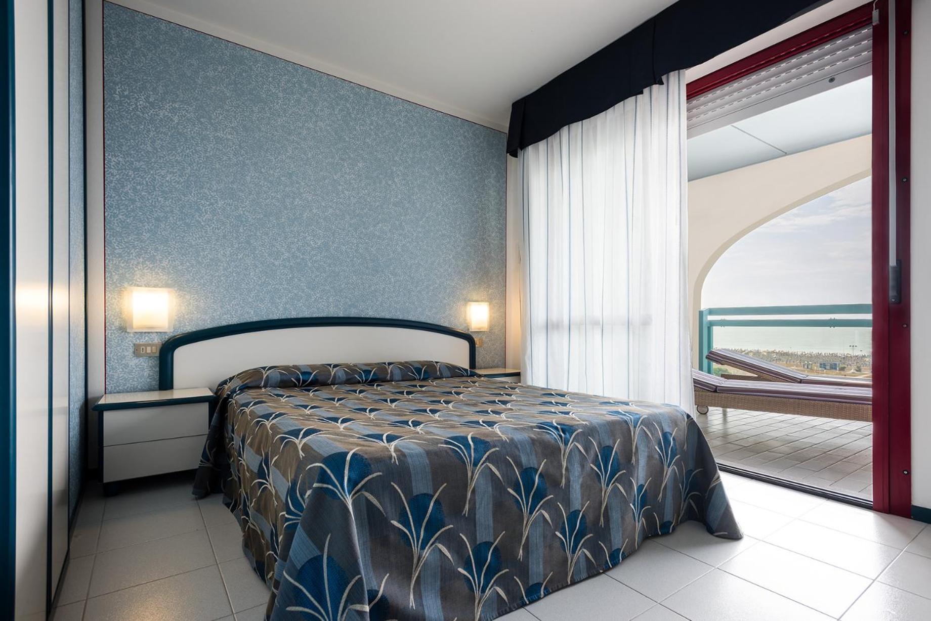 Two-Bedroom Apartment with Sea View photo 3