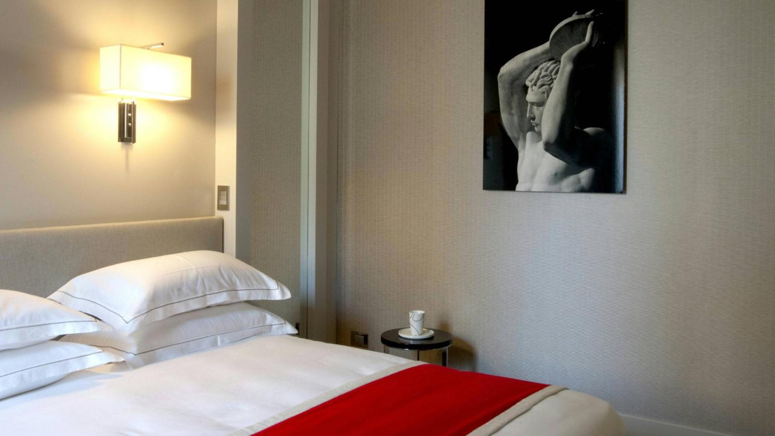 Deluxe Family Suite photo 2
