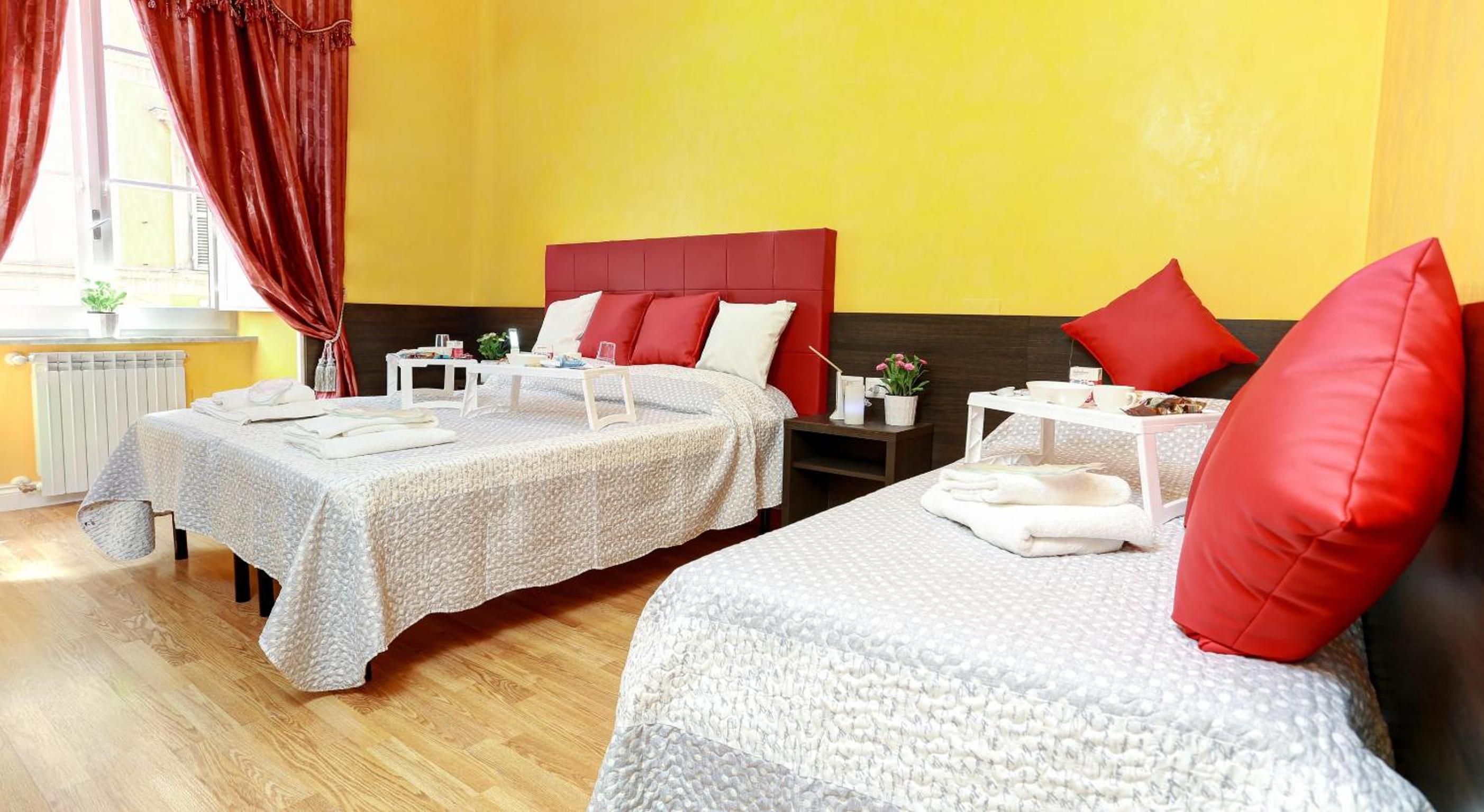 Double or Twin Room with Private External Bathroom