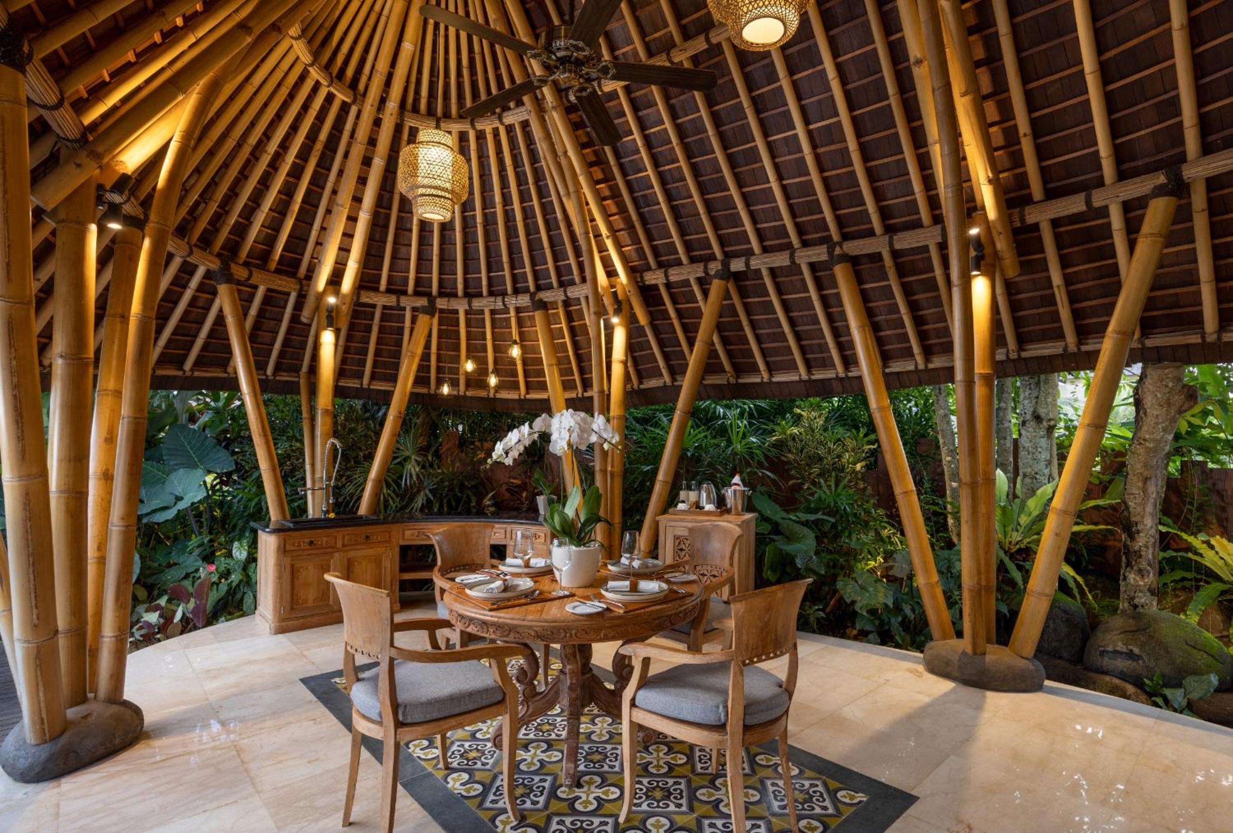Luxury Royal Private Pool Villa with Jacuzzi photo 2