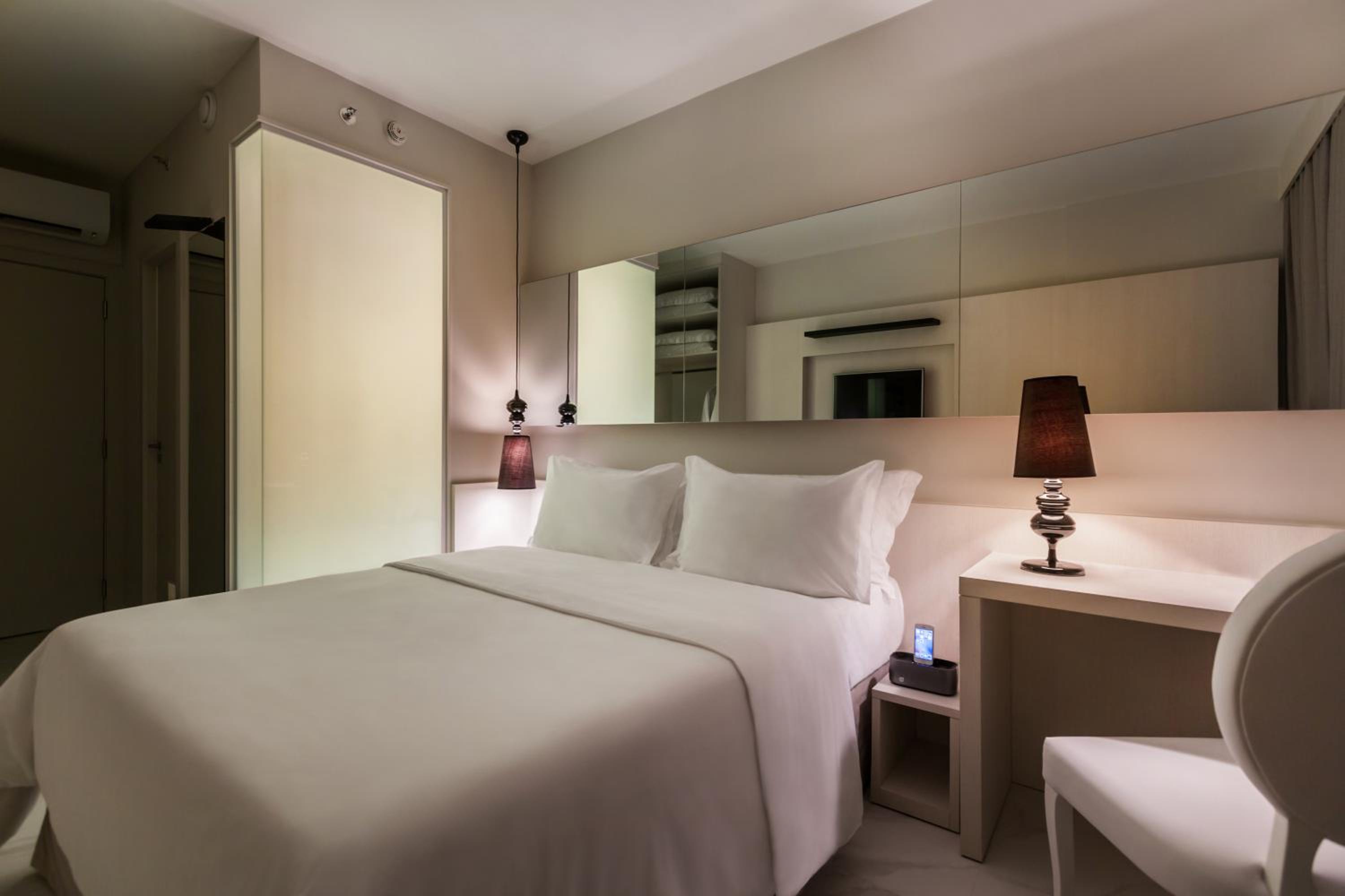 Superior Queen Room photo 1