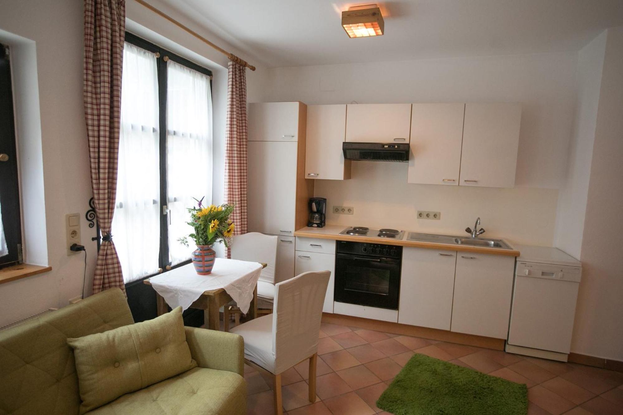 Apartment photo 3