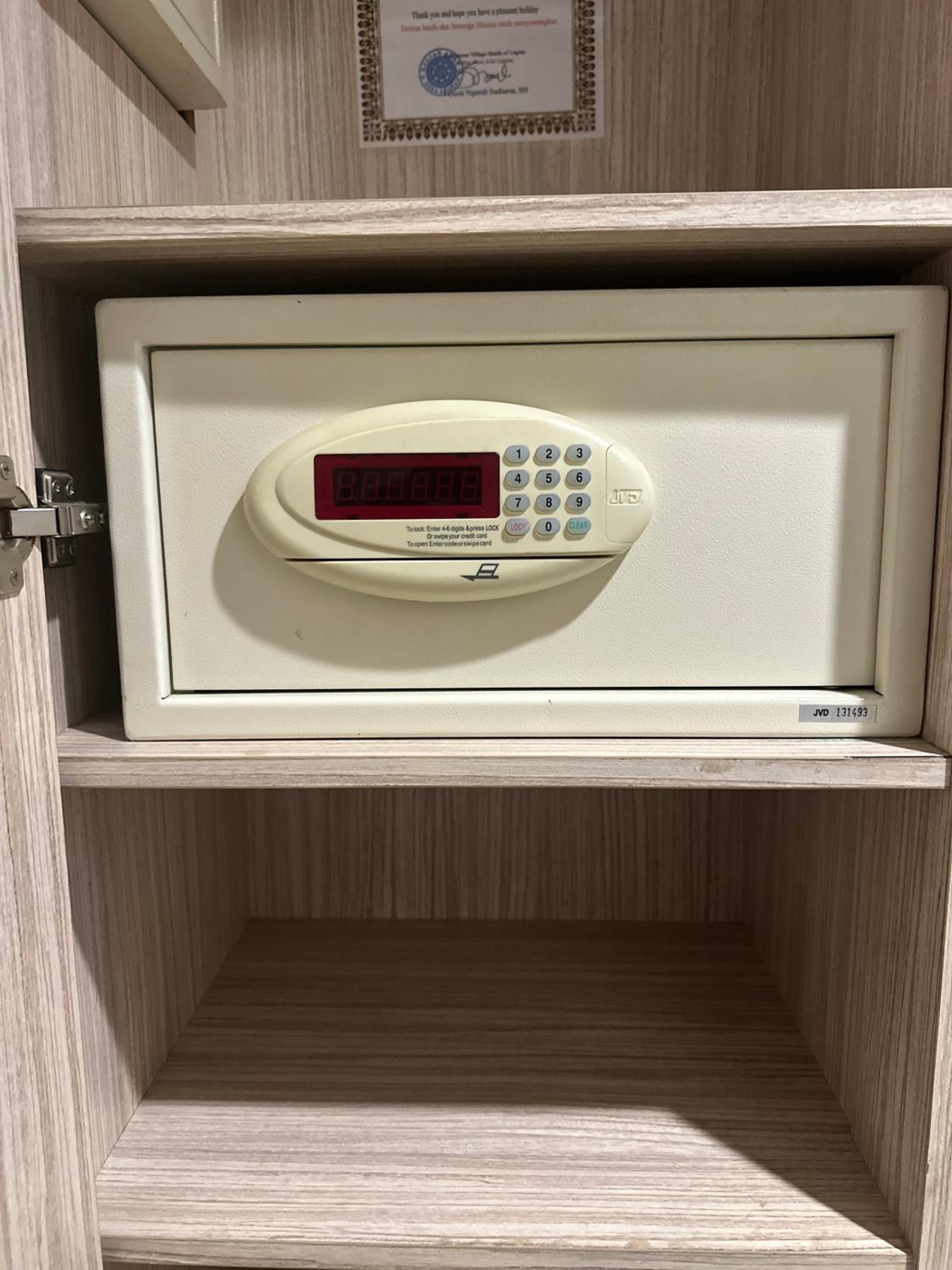 Flash Deal - Deluxe Room